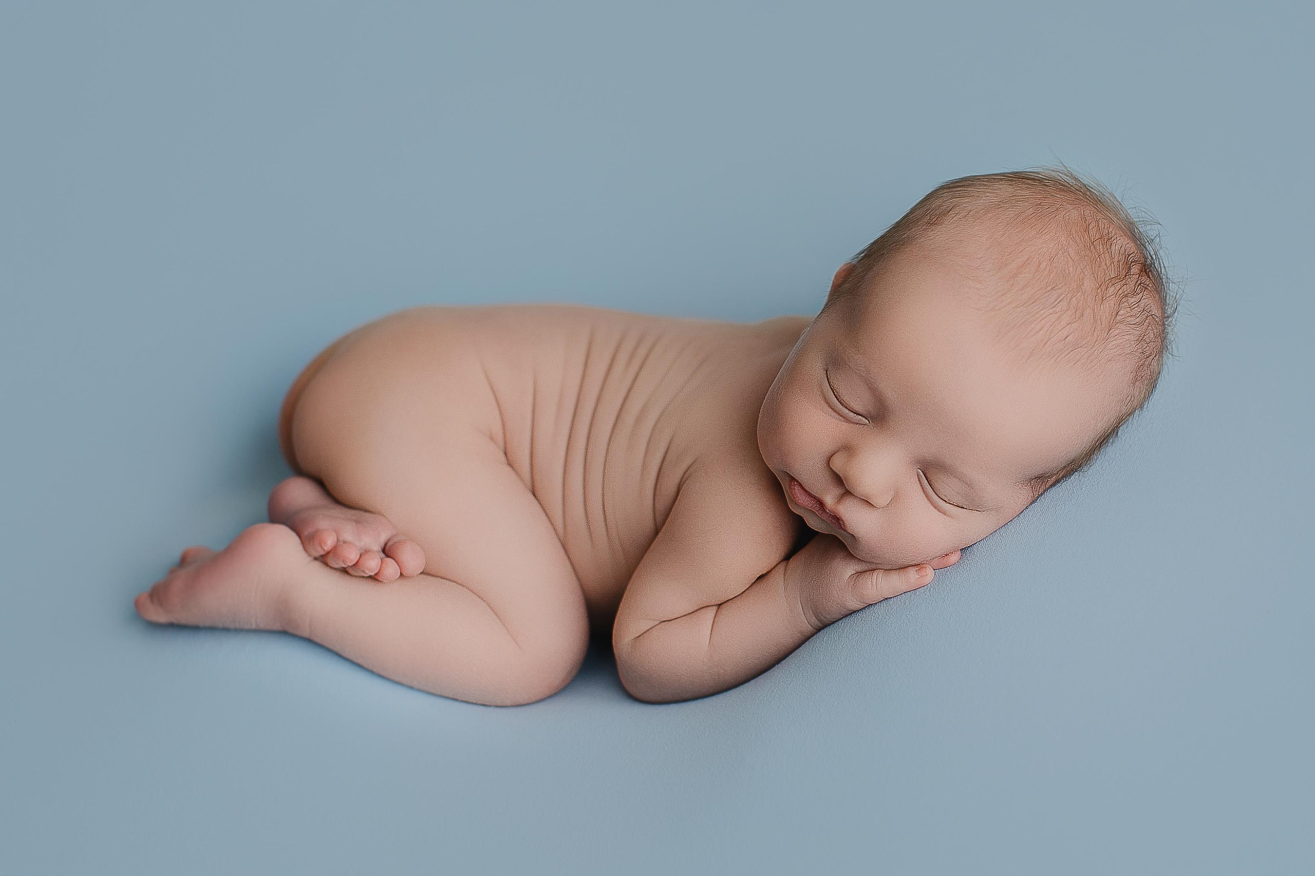 Newborn. Family, kids portrait and newborn photographer in Chicago Illinois