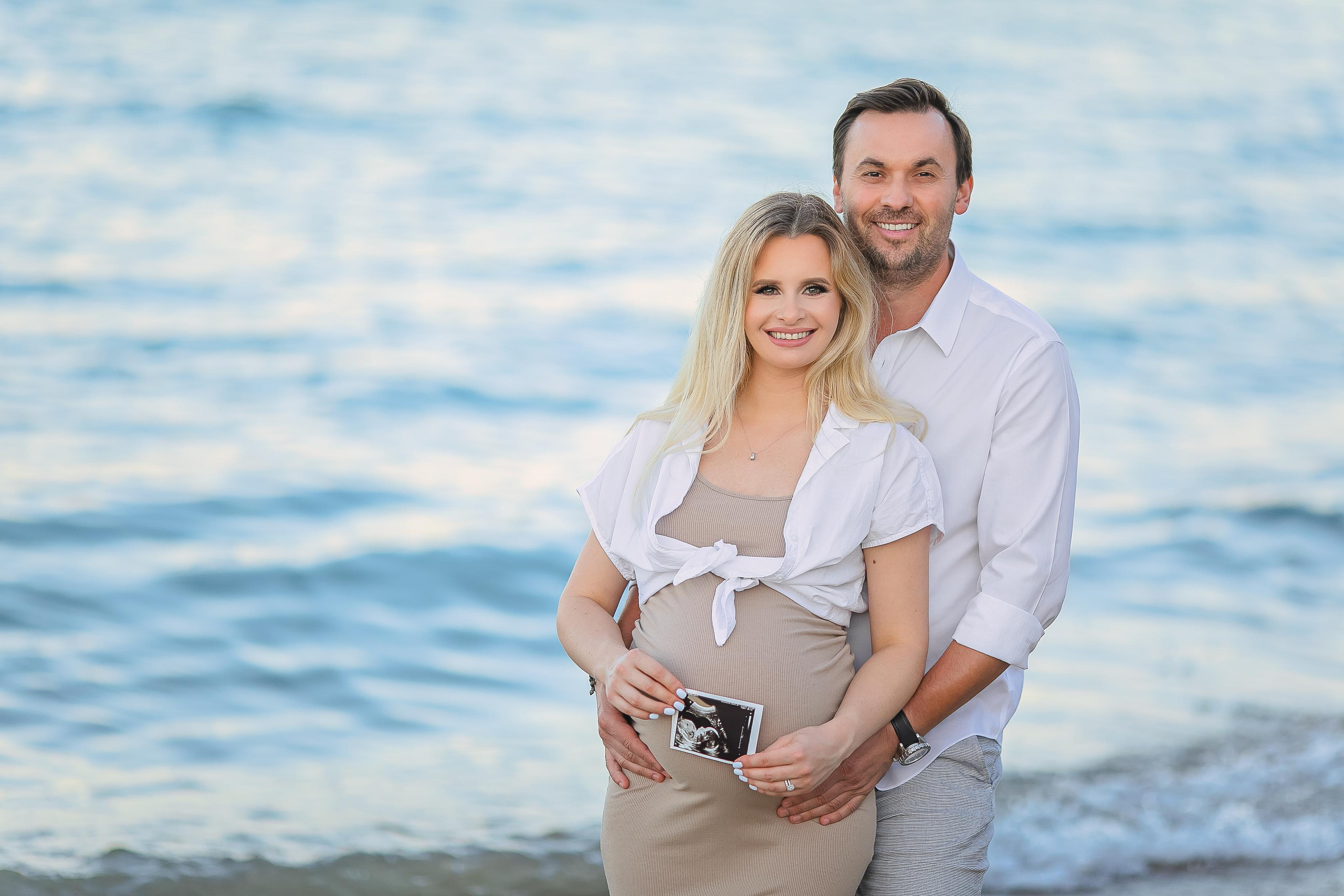 Maternity. Family, kids portrait and newborn photographer in Chicago Illinois