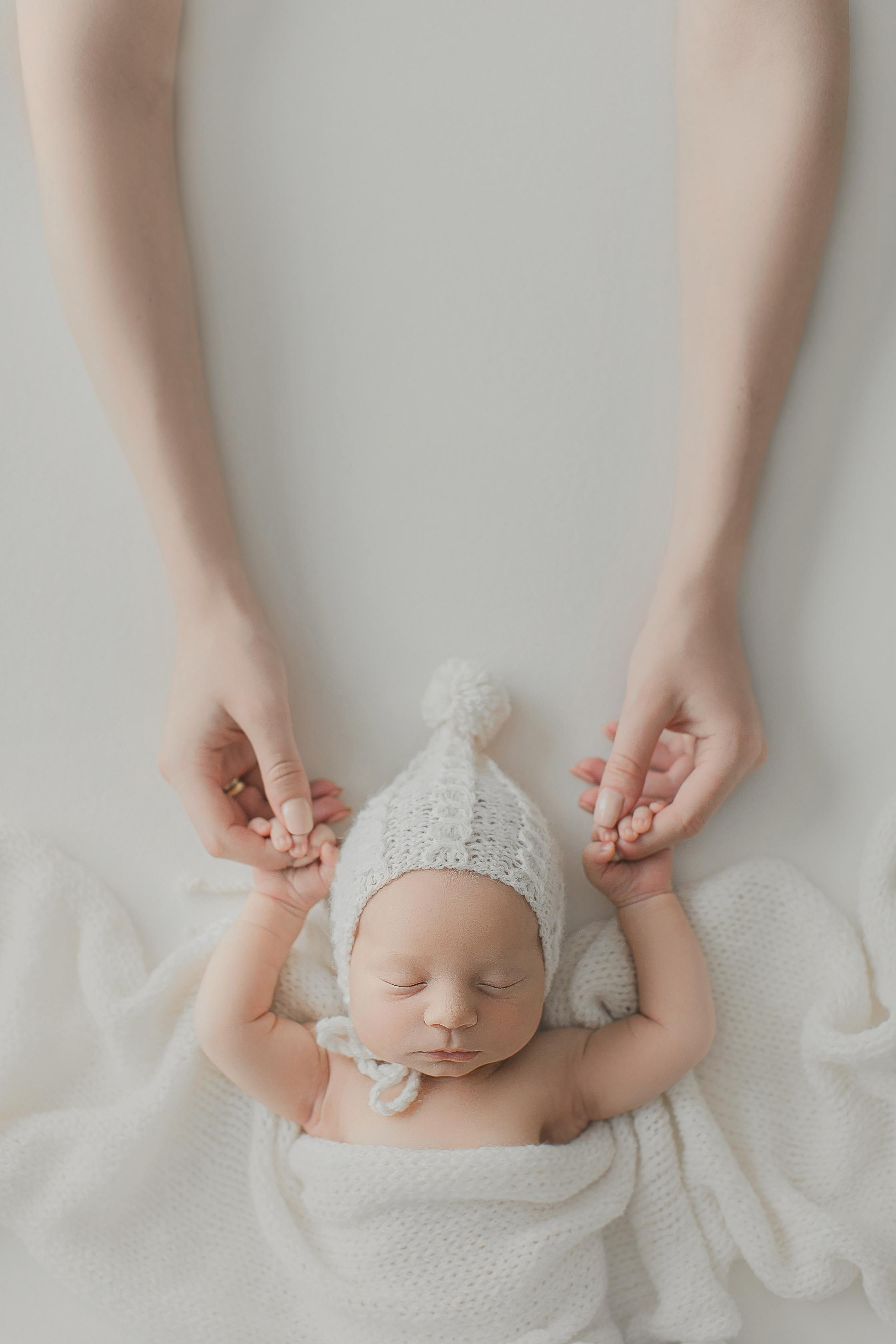 Newborn. Family, kids portrait and newborn photographer in Chicago Illinois