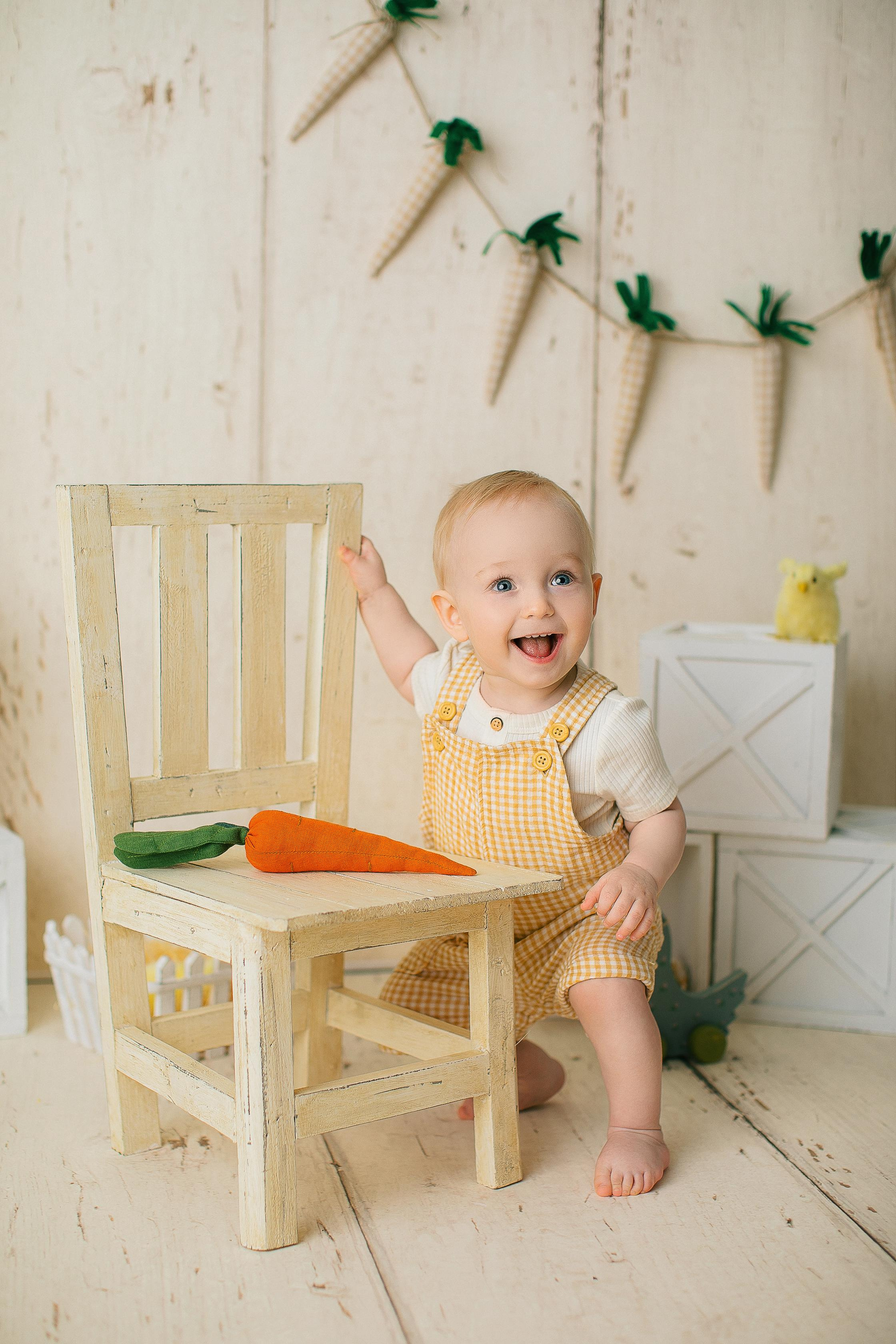 Birthday/Cake-smash. Family, kids portrait and newborn photographer in Chicago Illinois