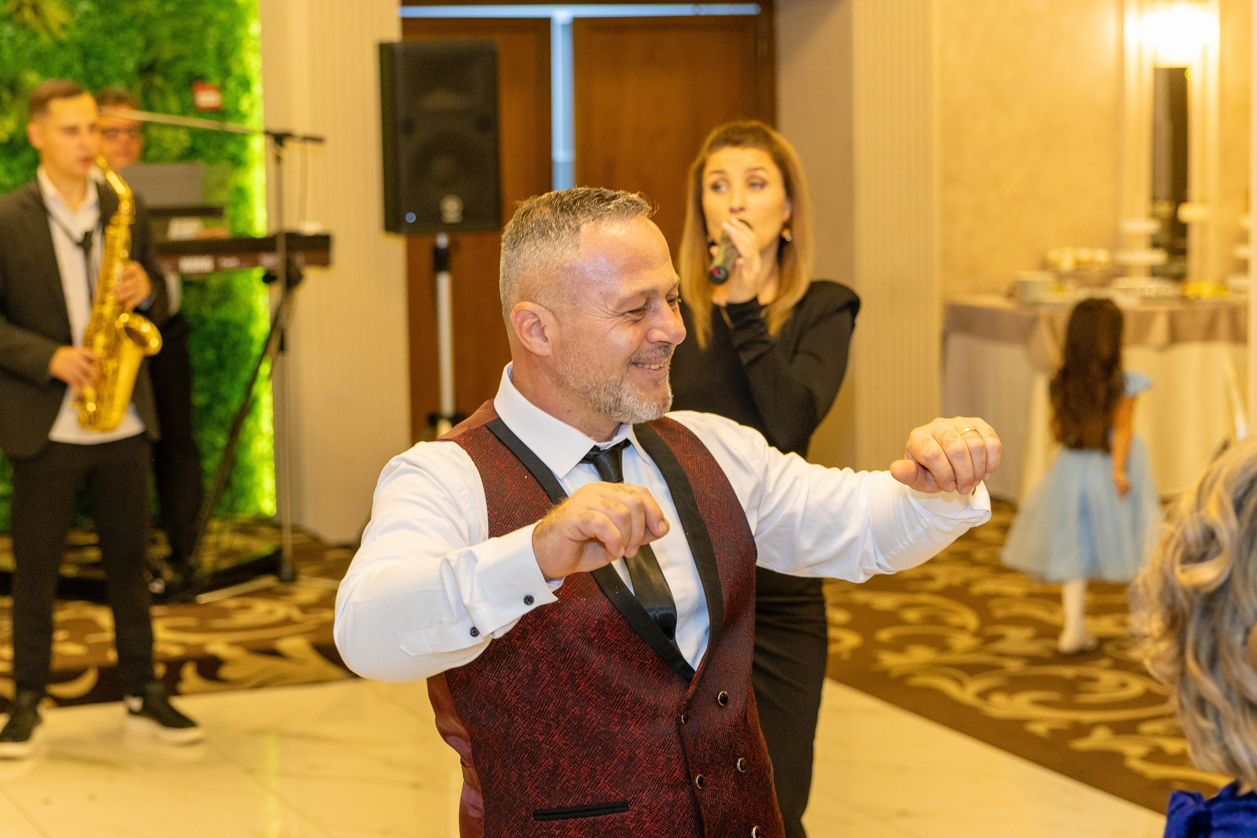 Andrei Sebastian. Moments By Gub