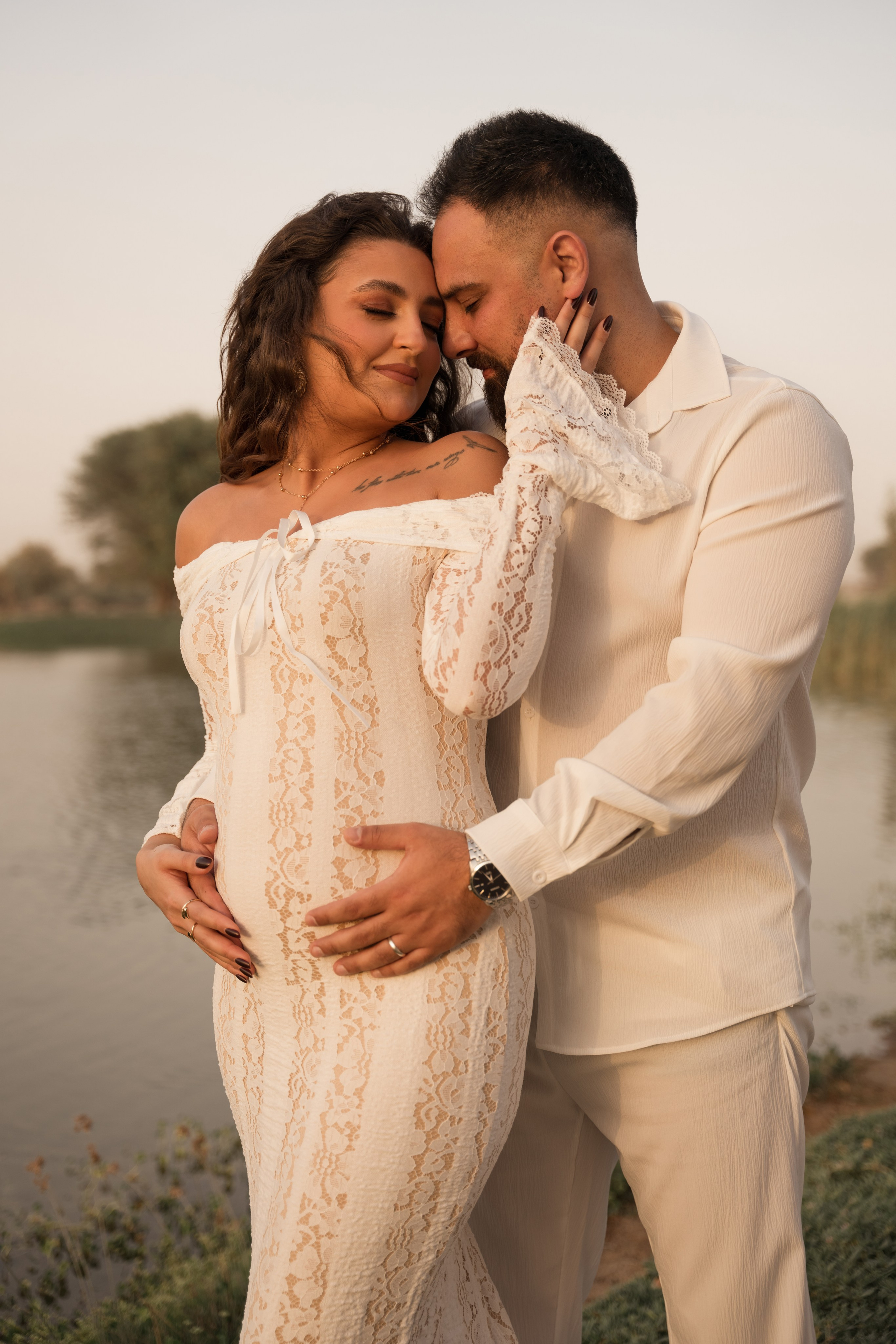 By the Lake of Dreams. Angela Iakovleva — Family Photographer in Dubai