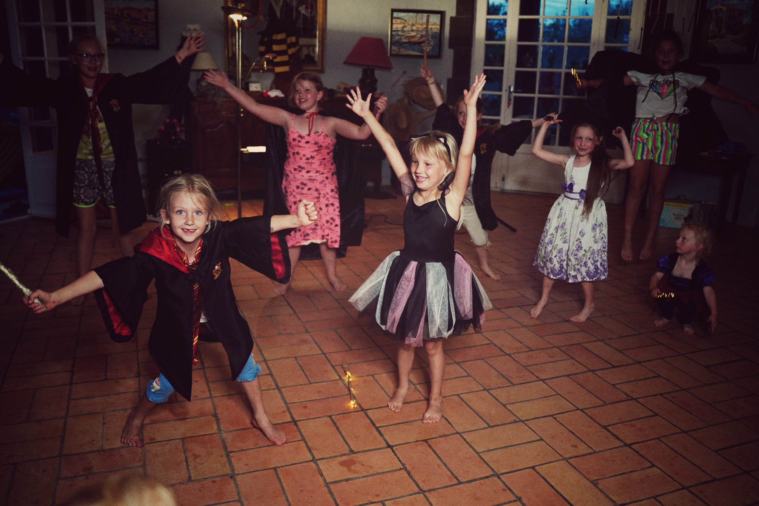 «Путешествие в прошлое» с 1 по 7 августа 2021. Семейные лагеря в Европе с Ниной Янечковой и Ириной Зиновьевой