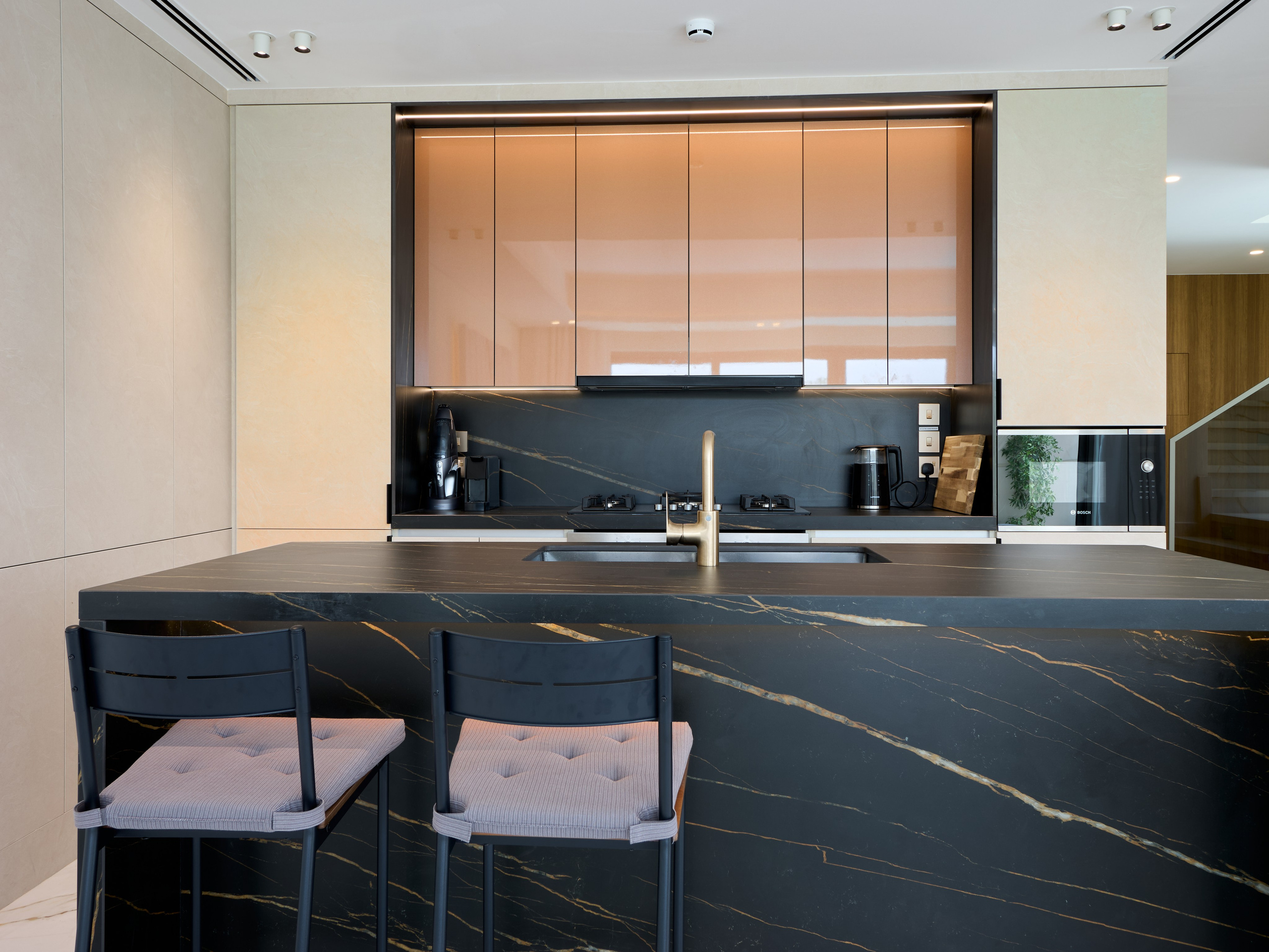 Jasmine Lane Townhouse Photography — Dubai Real Estate Listing. Hotel Photographer in Dubai — Interiors & Commercial by Oleg Novikov