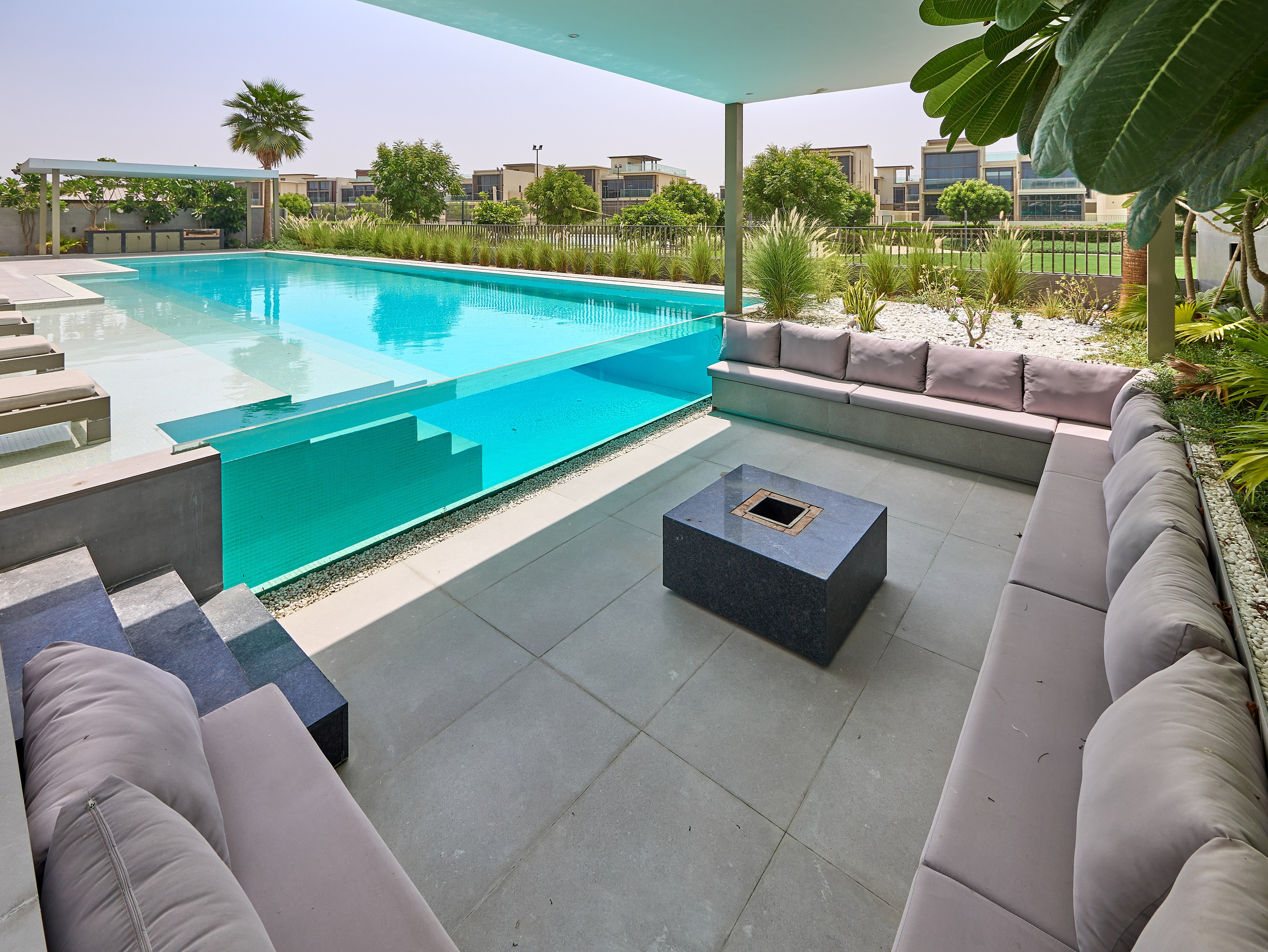 Real Estate Photography in Dubai — Interior & Villa Photos for Bayut, Airbnb, Property Finder. Hotel Photographer in Dubai — Interiors & Commercial by Oleg Novikov