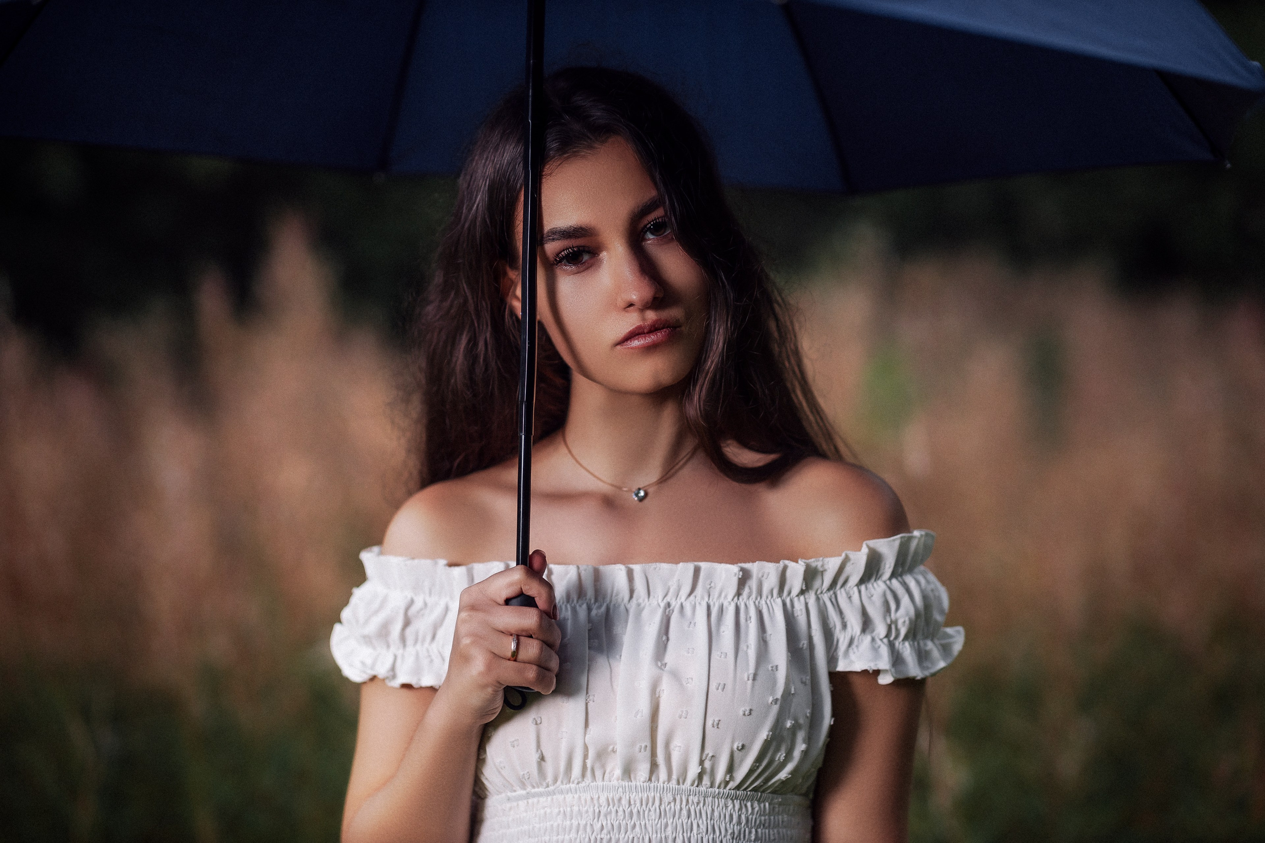 Lili 19.08.2023. Portree- ja perefotograaf Anton Hansen Tallinnas, Eestis