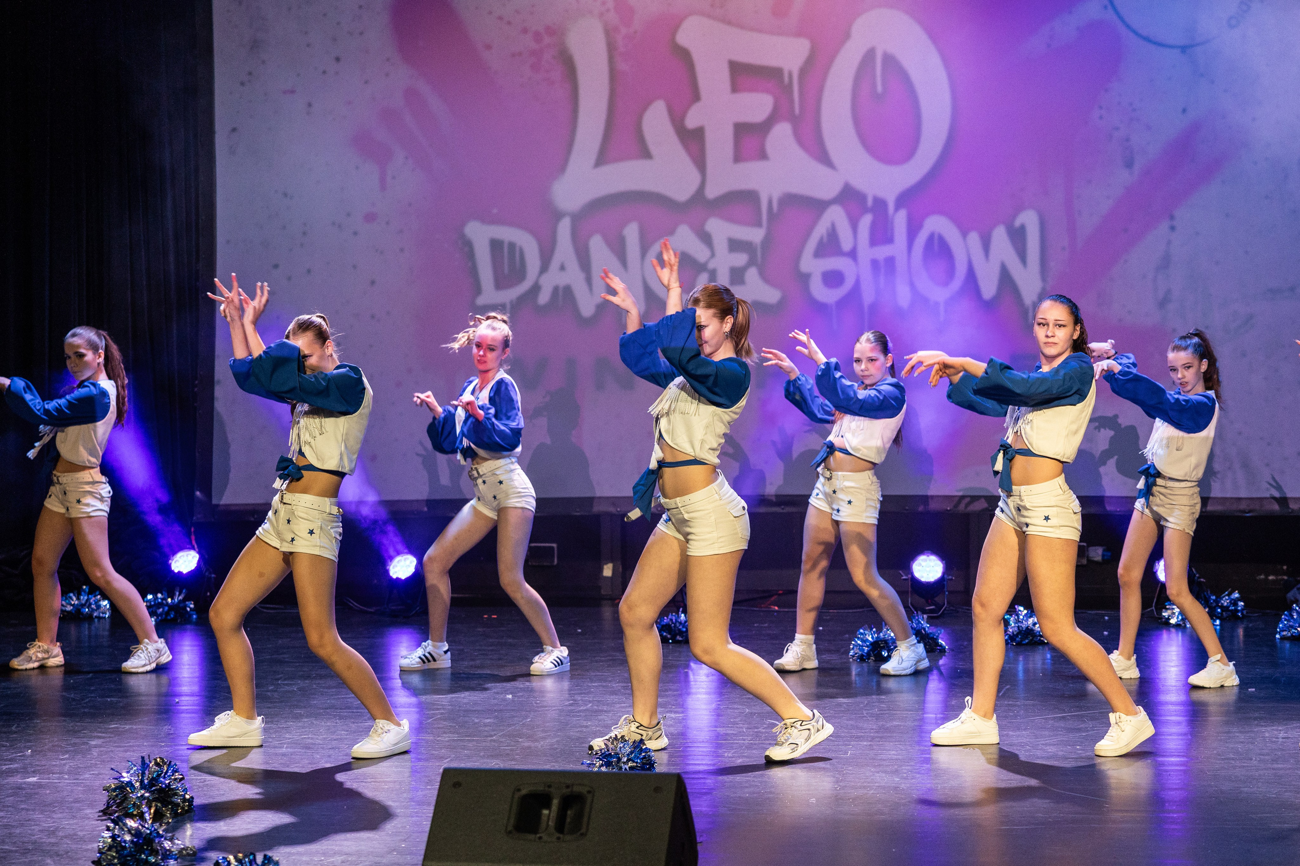 LEO DANCE SHOW WINTER 2025. Семейный и детский фотограф в Варшаве Мила Бобровская