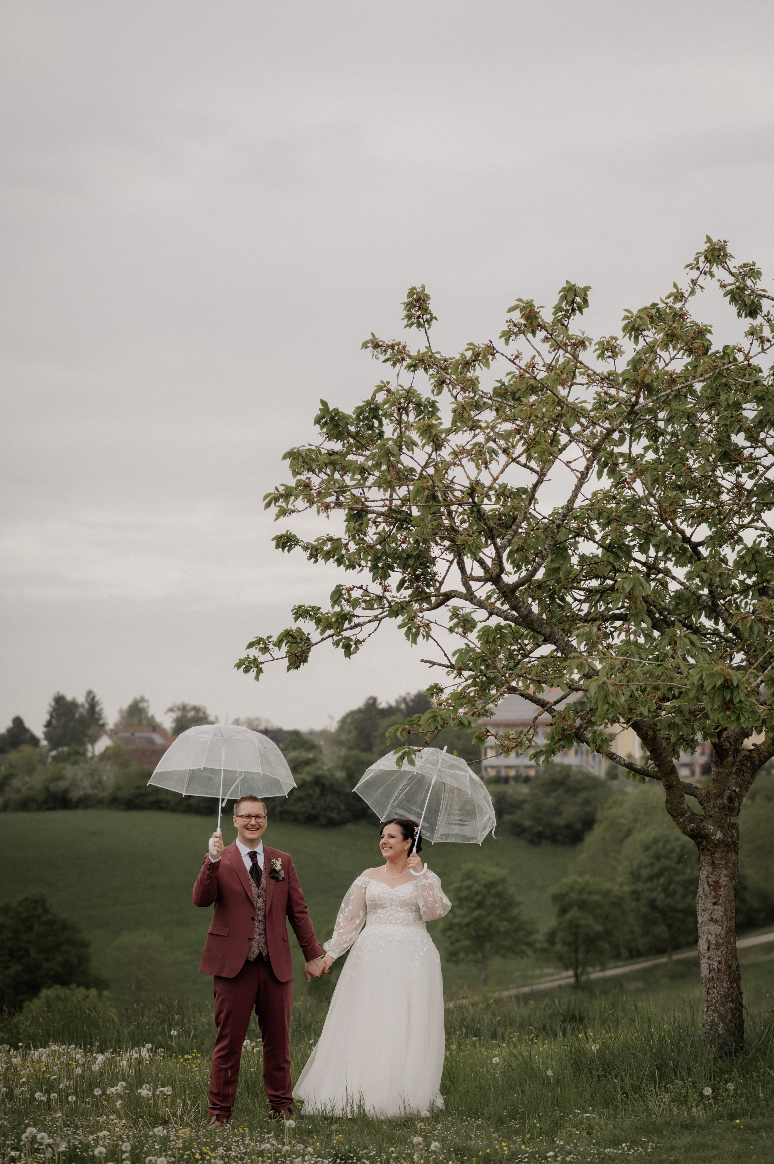 REGENHOCHZEIT IN HERRIEDEN. Фотограф в Нюрнберге Ирина Менерт из Ансбаха
