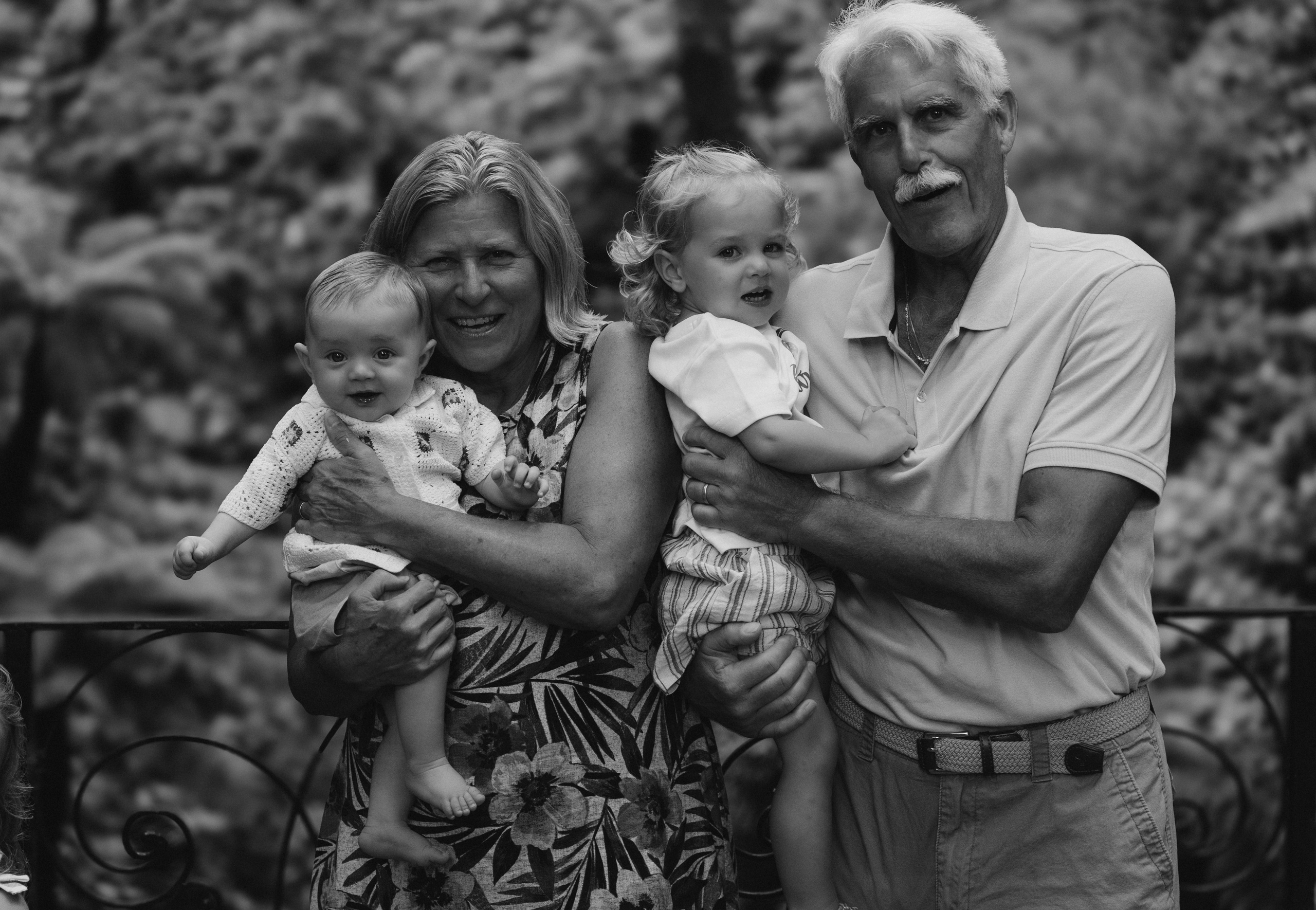 Family moments in Como Lake. PHOTOGRAPHER IN ITALY