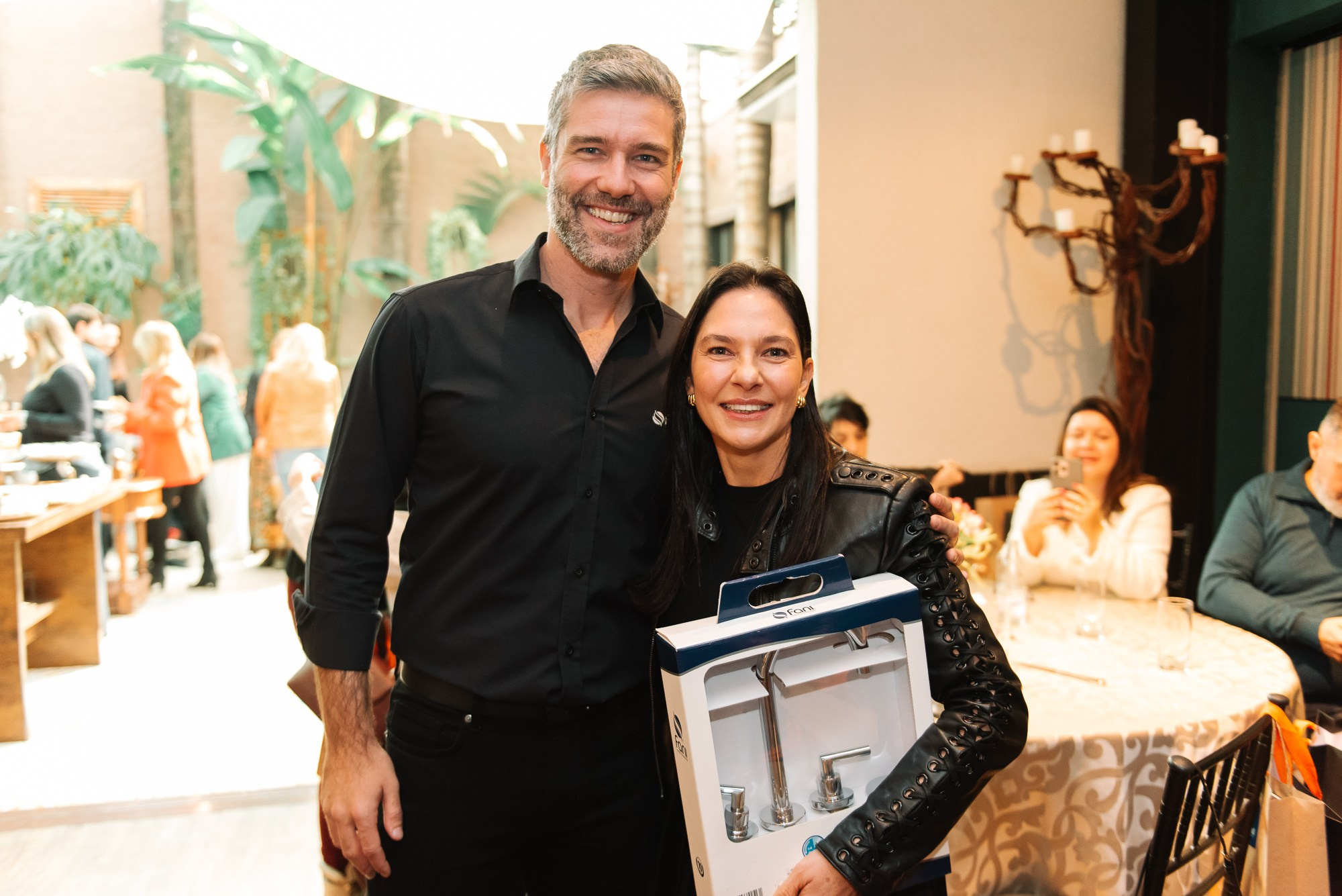 Café + Conteúdo | Casa Pinezi. 78 Imagens