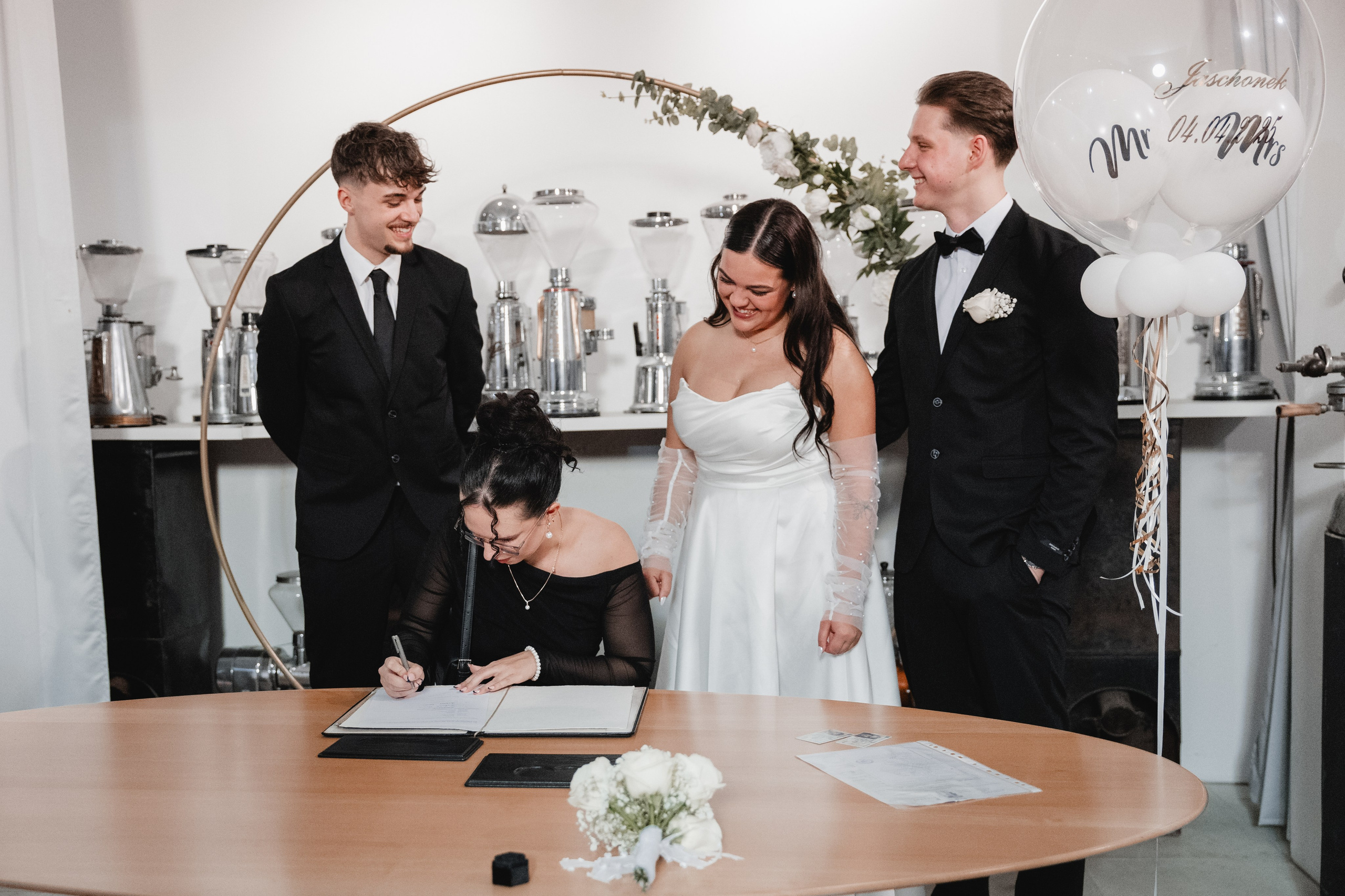 Standesamtliche Hochzeit im Kubus Bochum – Sophie & Martin. Hochzeitsfotografie |Hochzeitsfotograf Bochum | Hochzeitsfotograf Dortmund | Hochzeitsfotograf Essen | Hochzeitsfotograf Ruhrgebiet