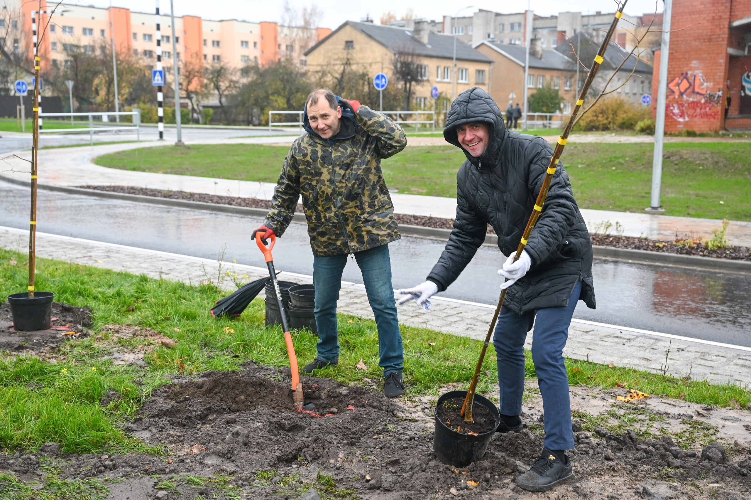 Koku stādīšana Rēzekne stacijas iela. Ritvars Pujats Emotion Photographer