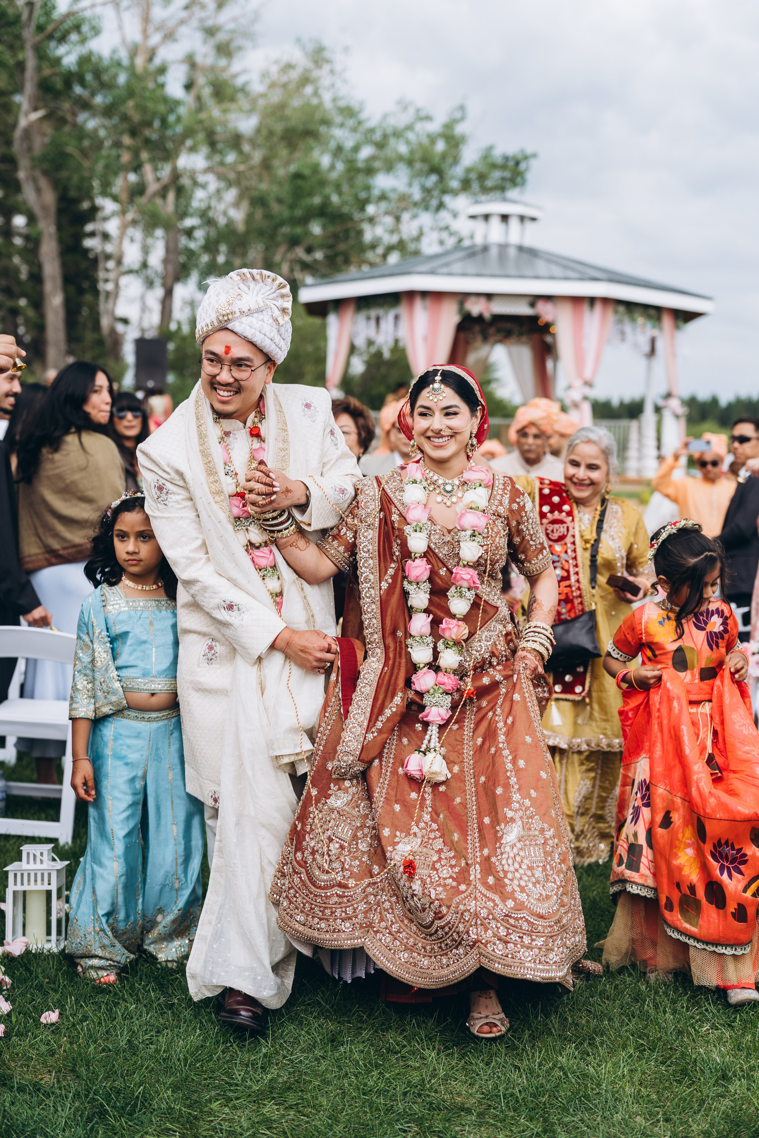 Jackie & Bindi. Calgary Wedding & Lifestyle Photographer — Yevhen Polishchuk