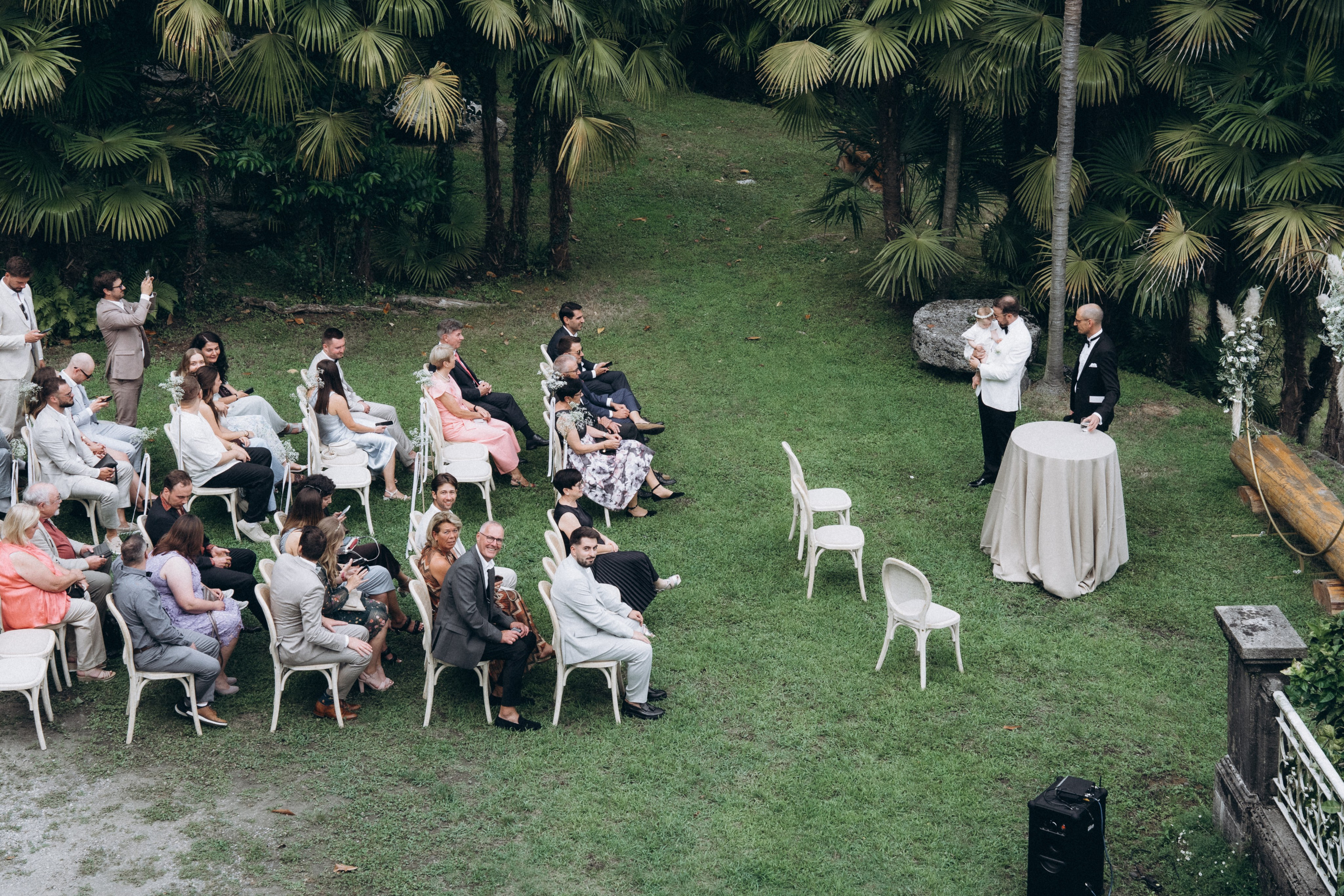 LAURA AND DOMENIK_LAKE MAGGIORE. PHOTOGRAPHER IN ITALY