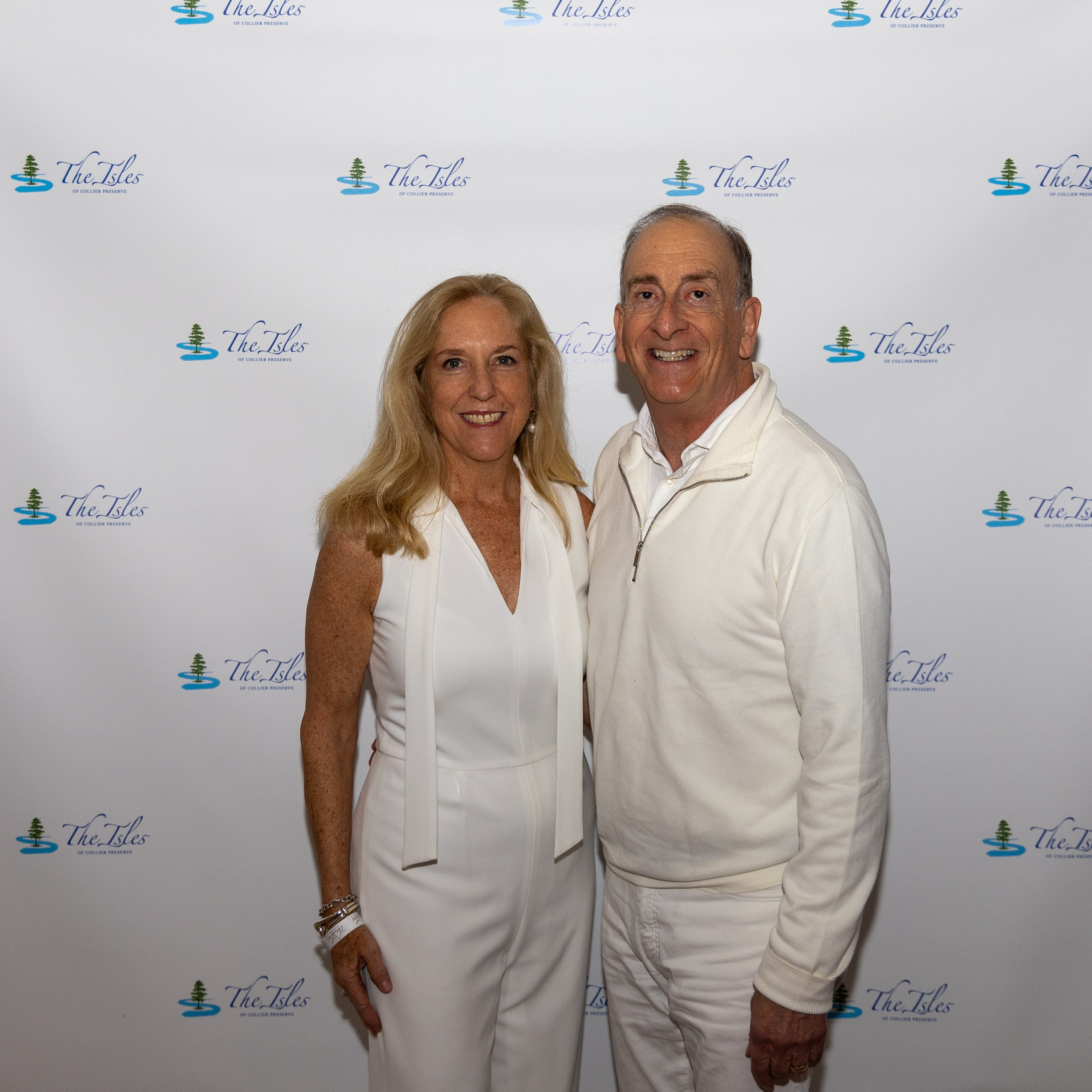 The Isles White Party. Out and About 239