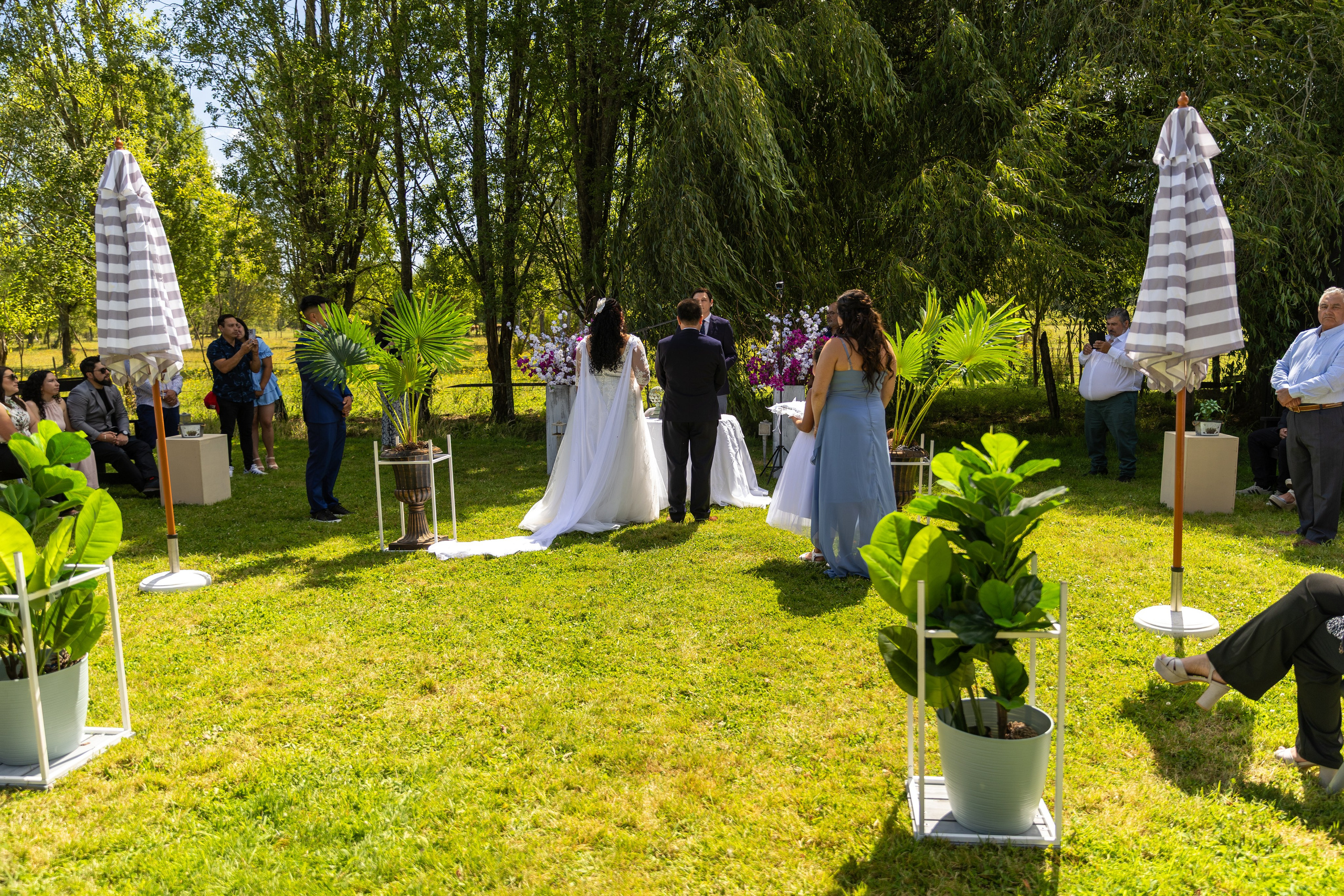 Pamela y Luis. Dinka & Emilio - El arte de preservar lo que no se repite