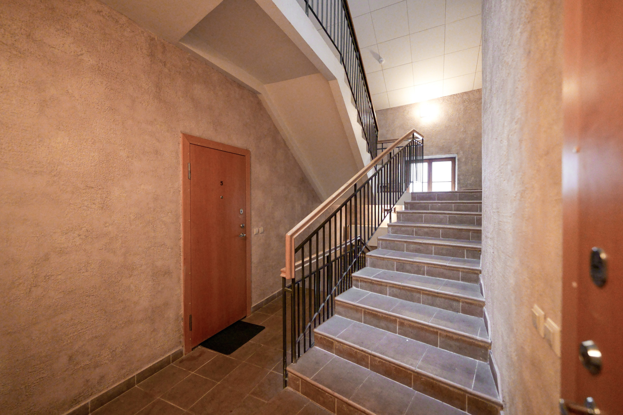 Aušros vartų. Elina Sapiega fotografė Vilniuje