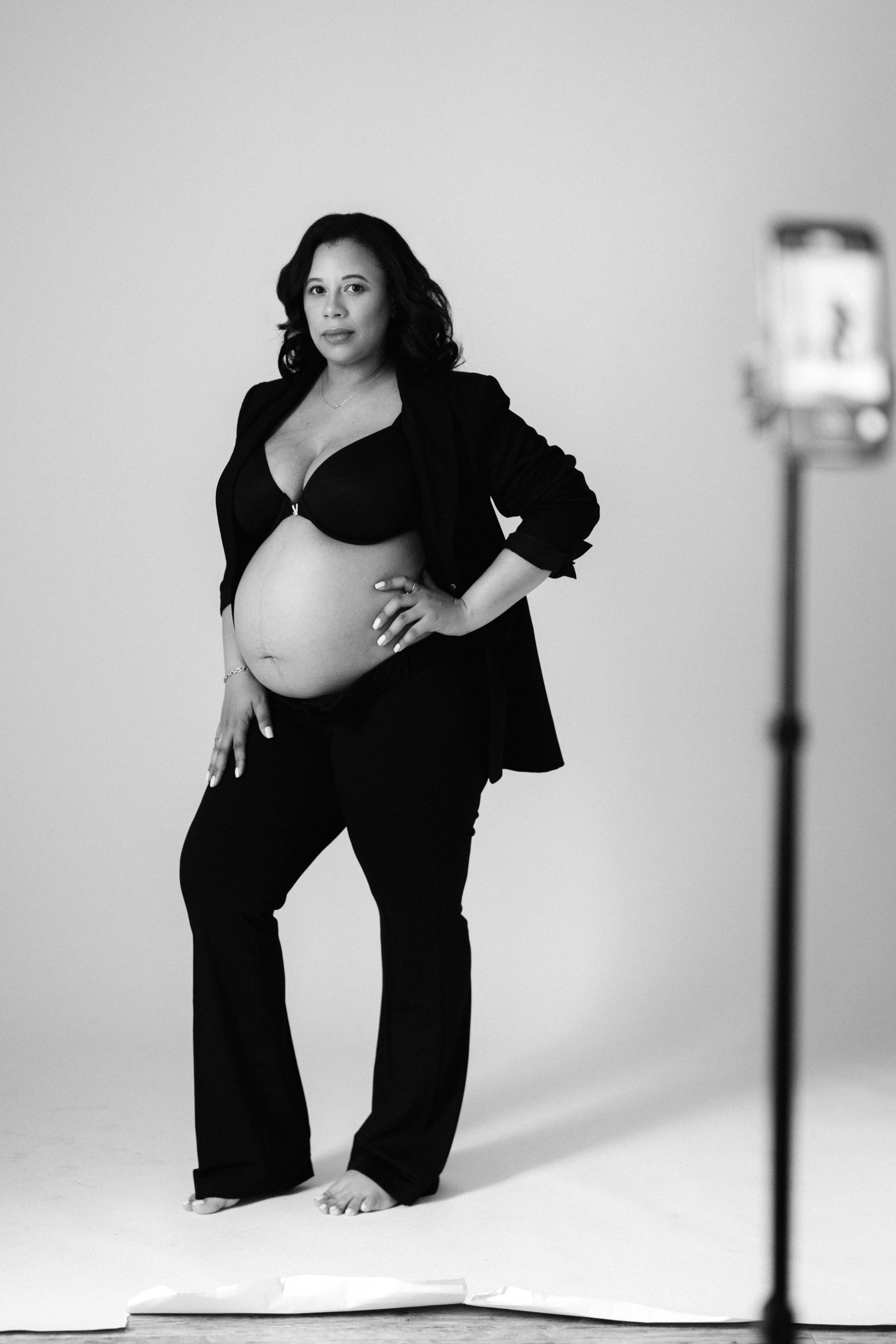 Nadia. Modern maternity photographer in Long Island New York