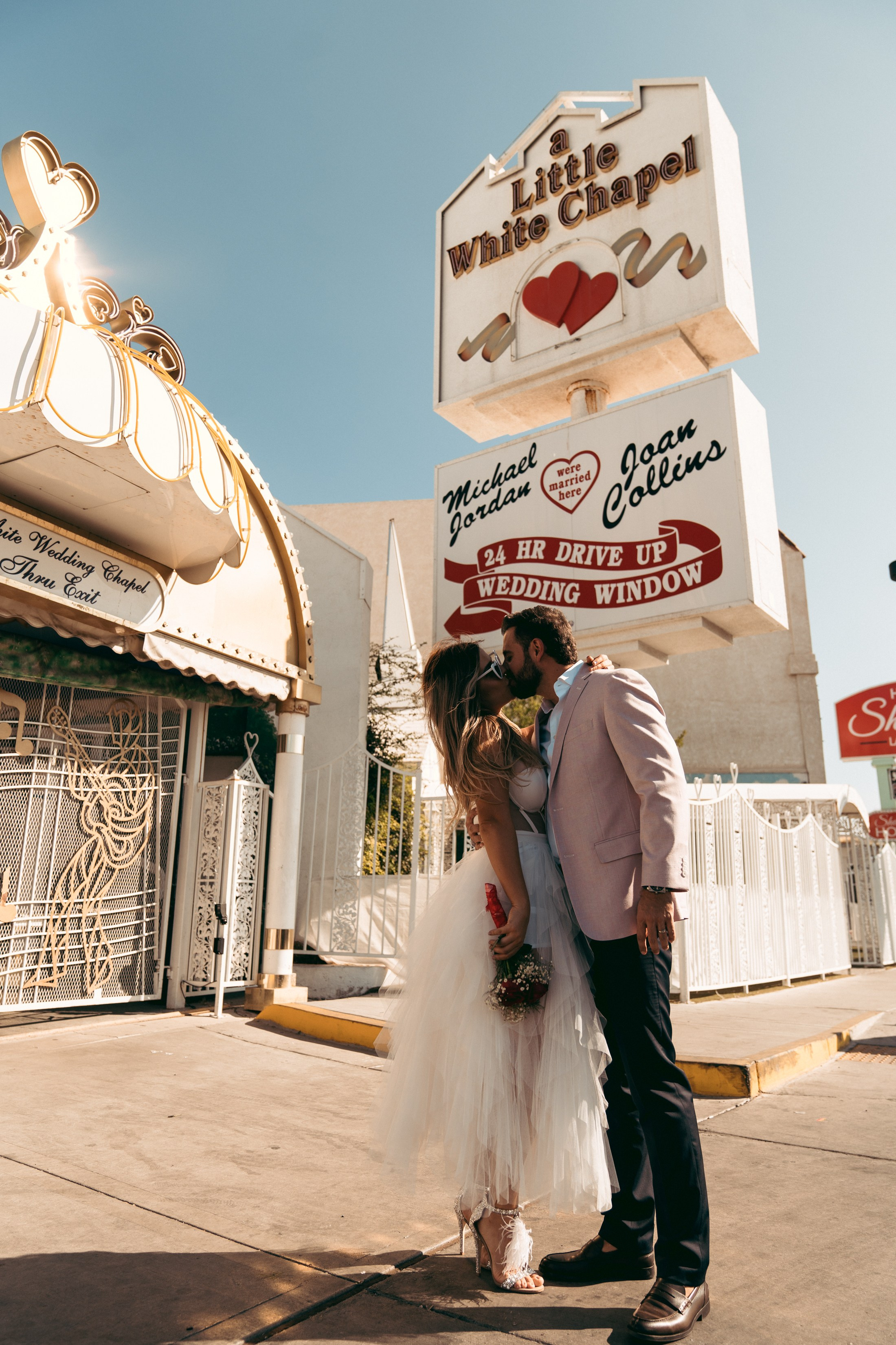 Paulina&Manuel. Wedding & elopement photographer Viktoriya Kravtsov. Las Vegas