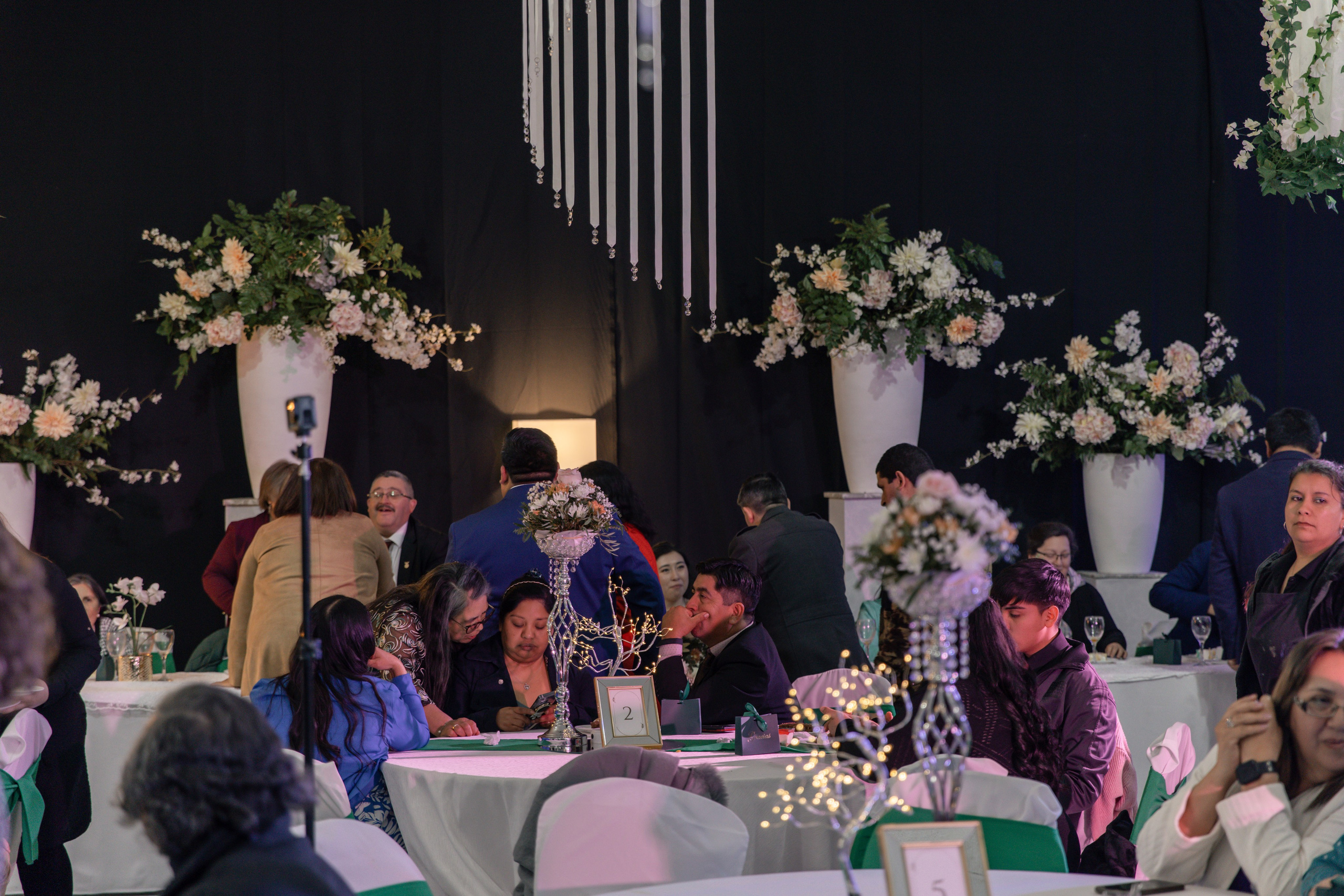 Johana y Edgar. Dinka & Emilio - El arte de preservar lo que no se repite