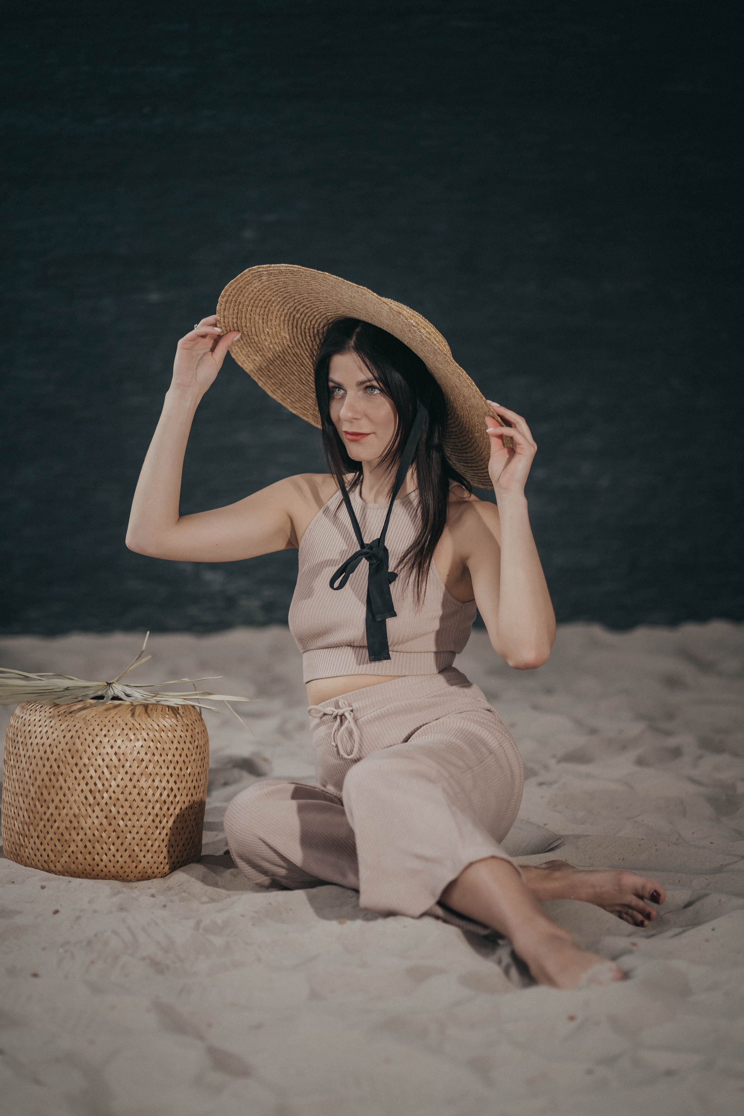 Агата. Главная