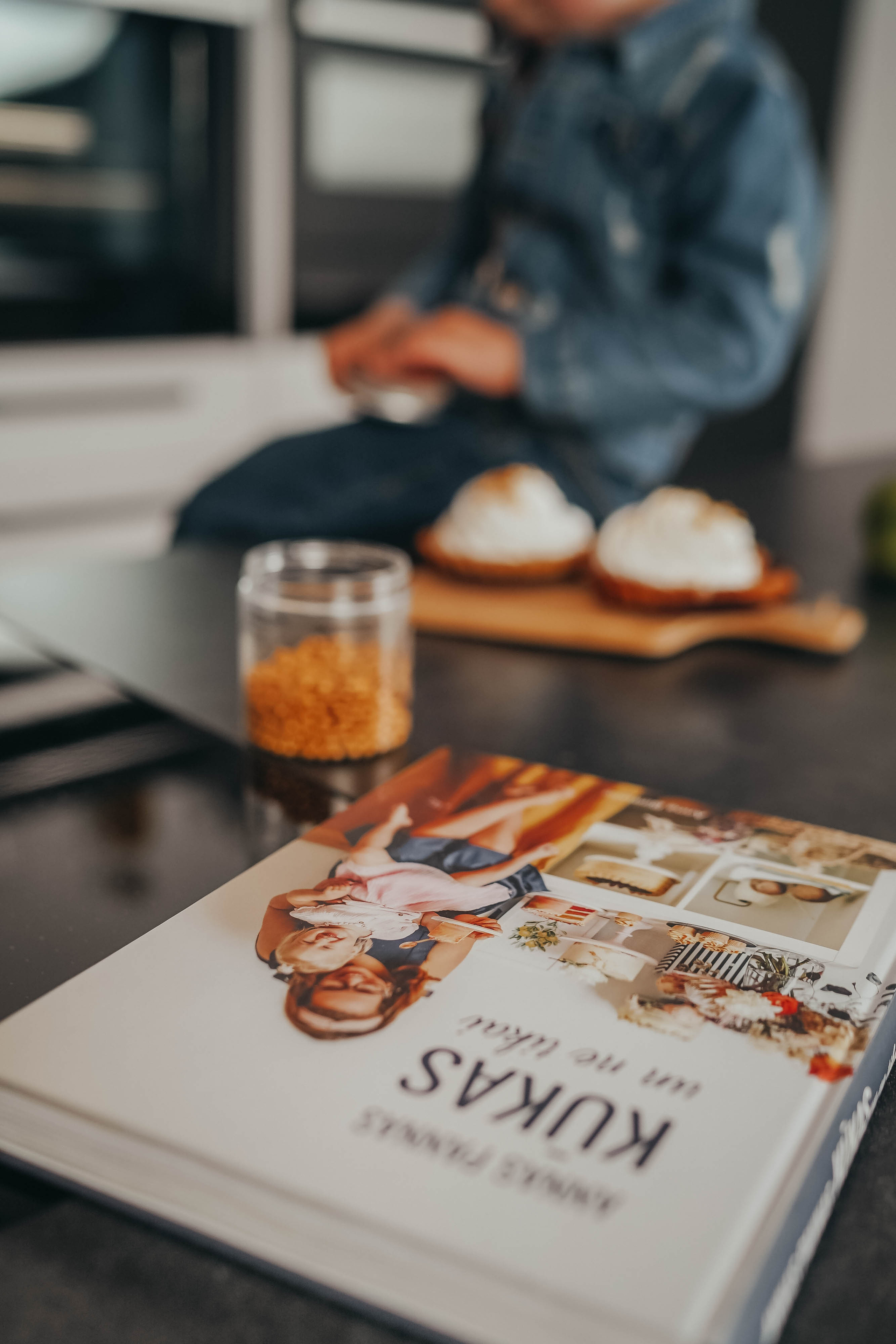 Катерина и Филипп. Главная