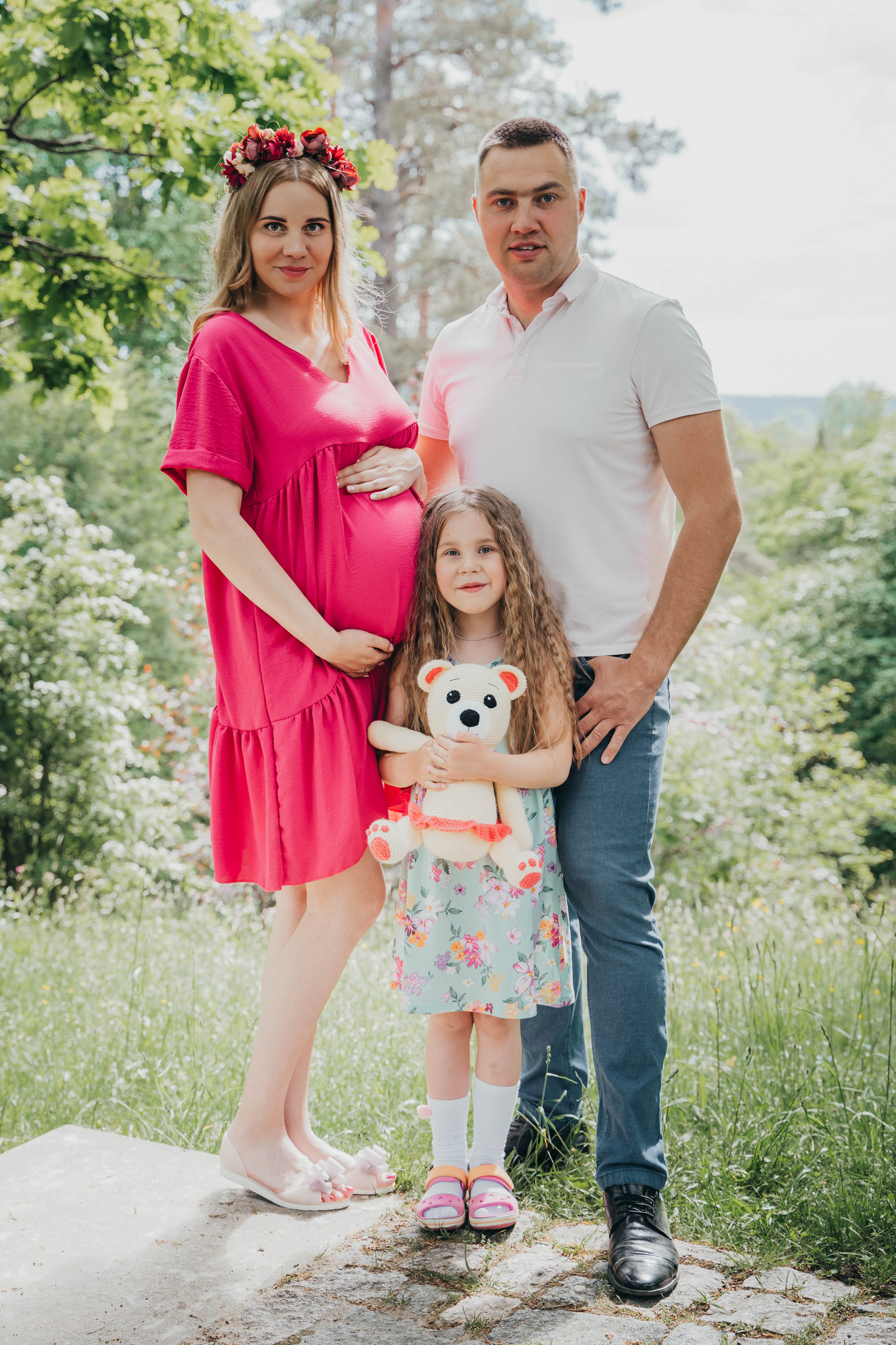 Александр, Нелли и Мишель. Главная