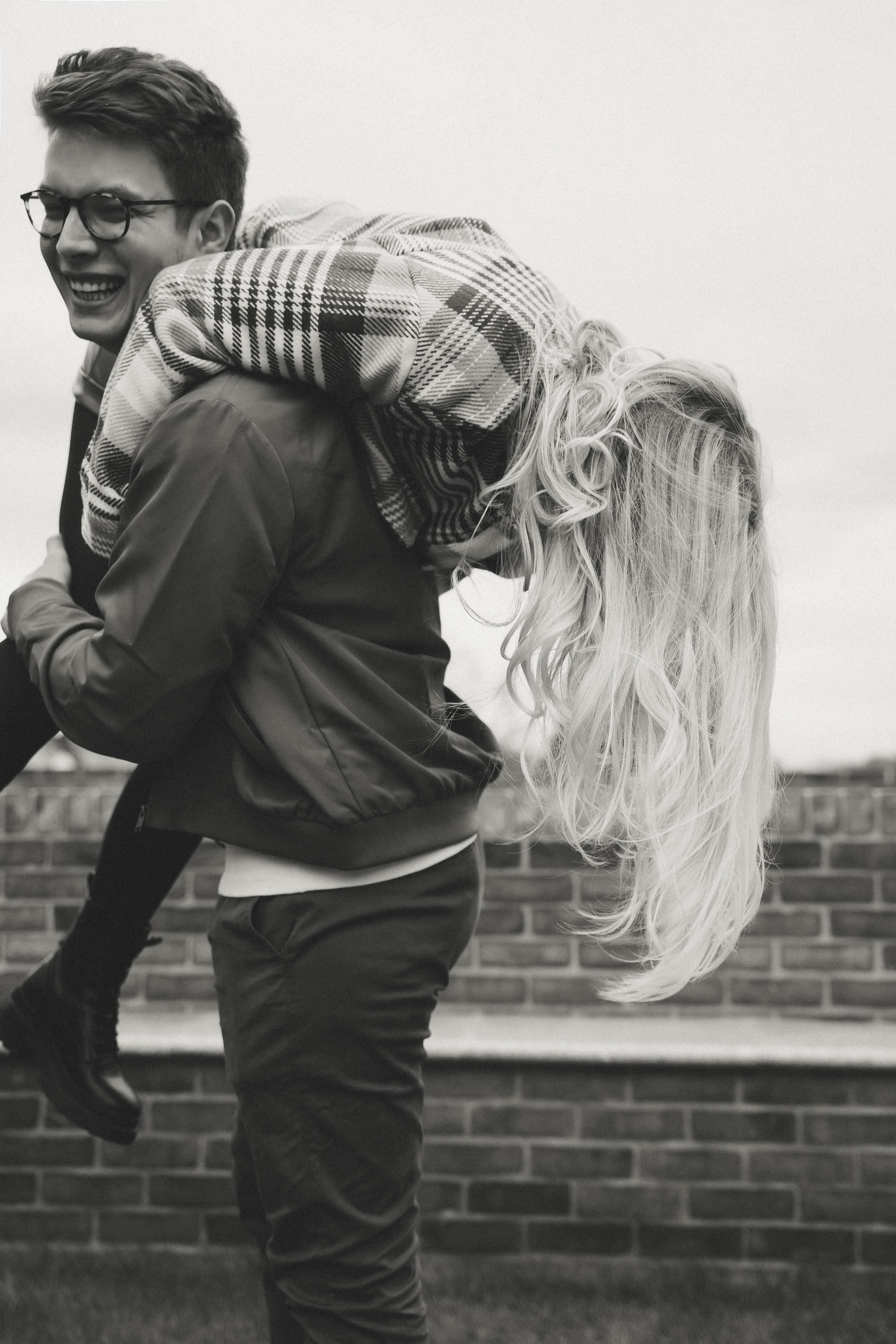 Анастасия и Максим. Главная