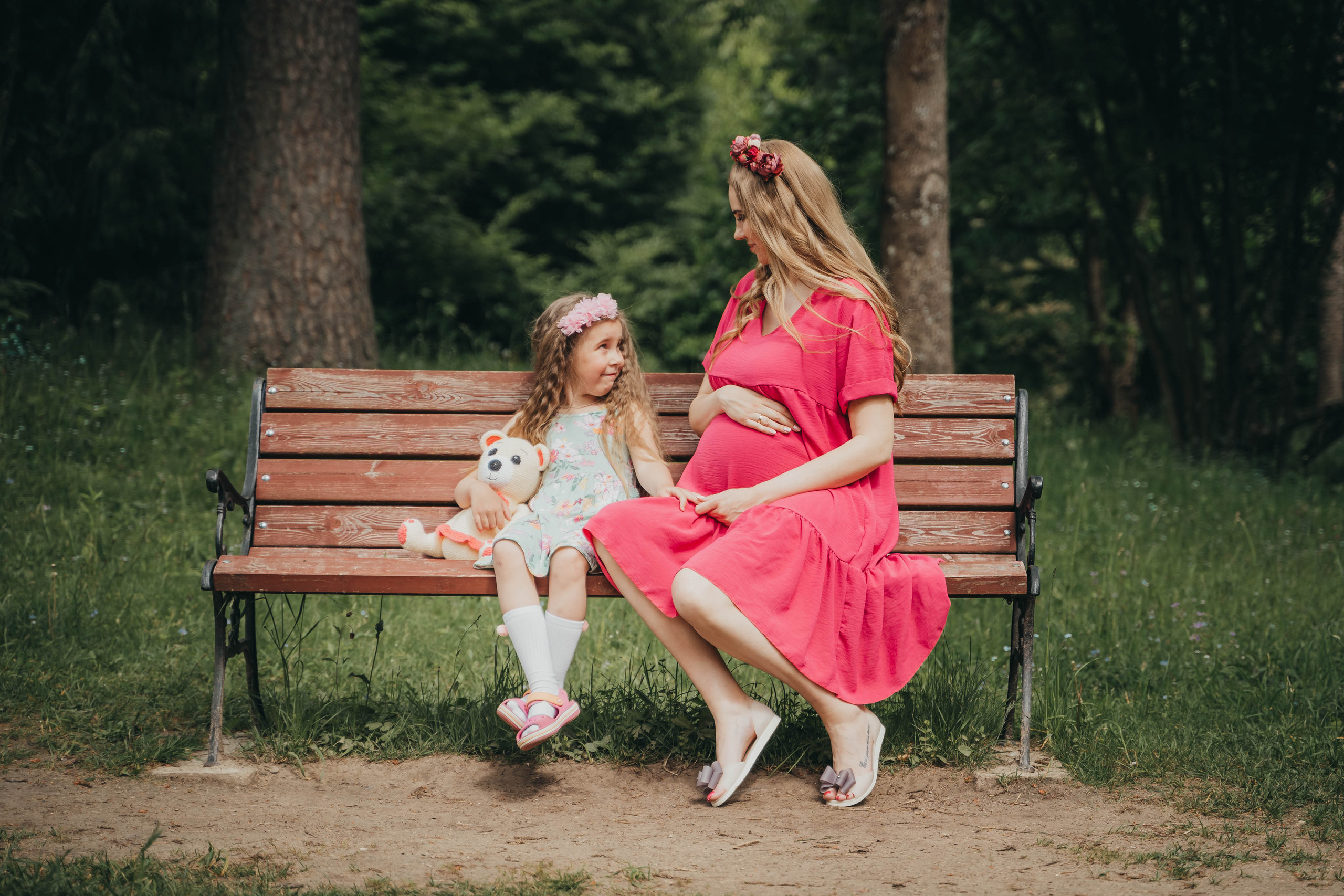 Александр, Нелли и Мишель. Главная