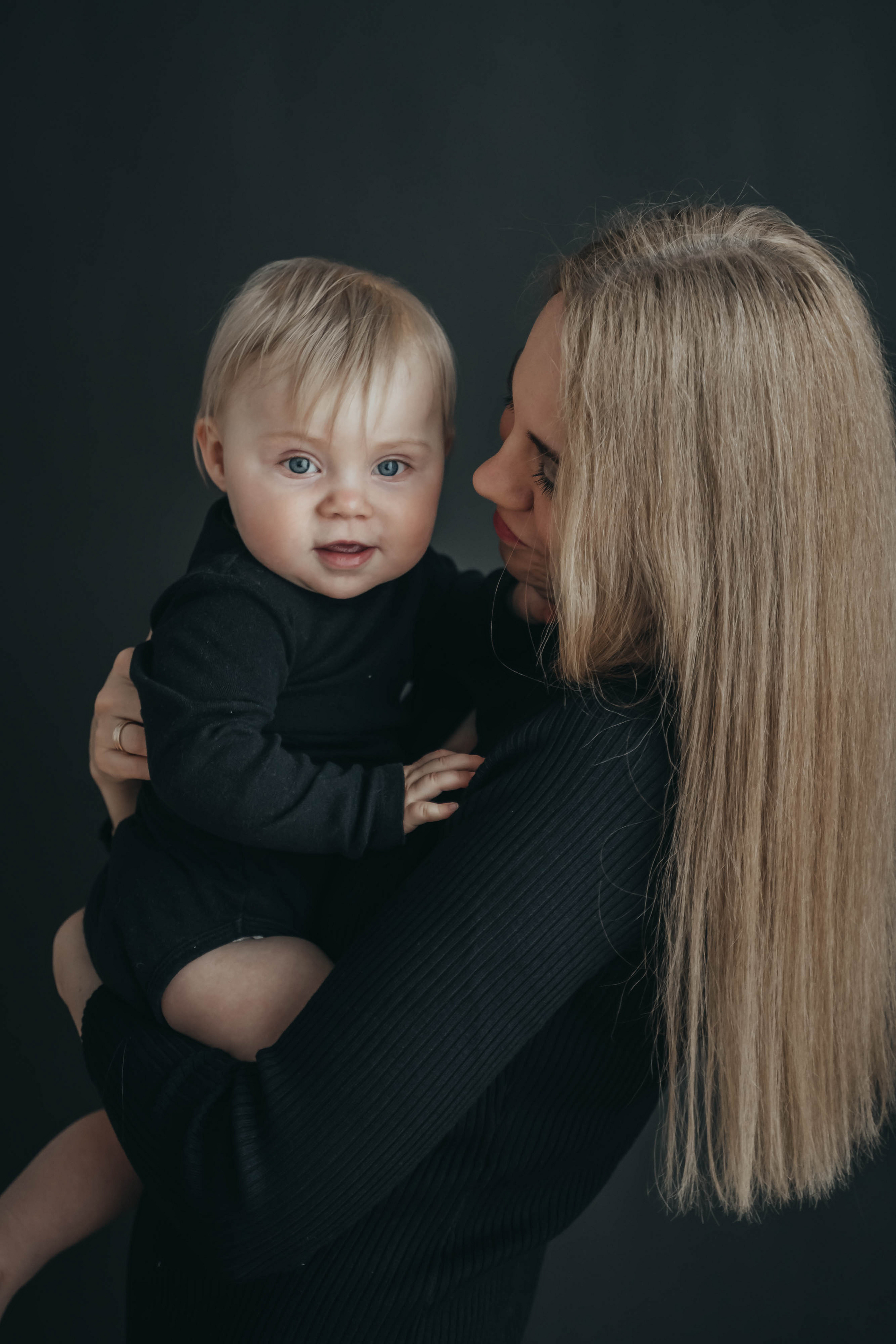 Мишель, Нелли и Мия. Главная