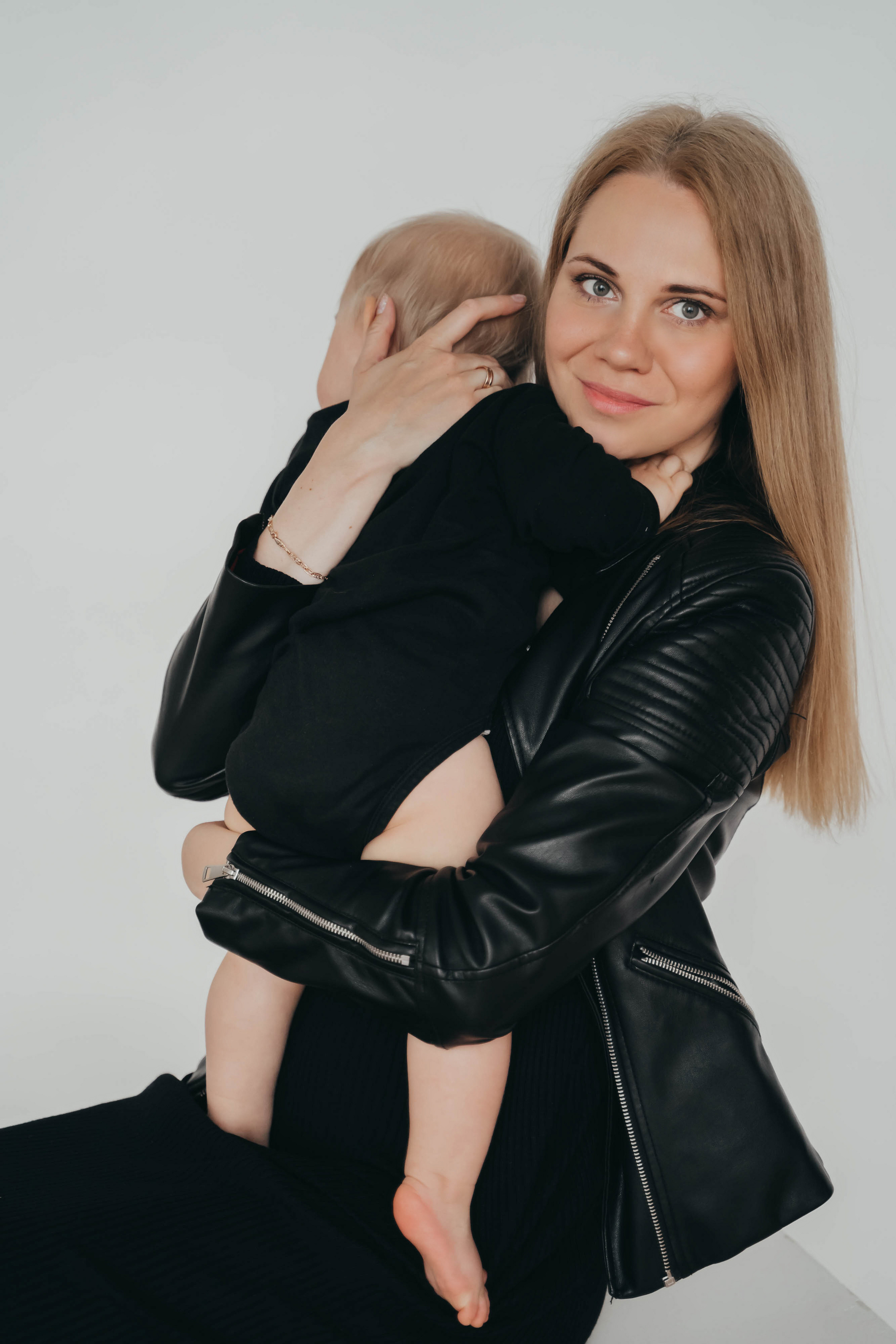 Мишель, Нелли и Мия. Главная