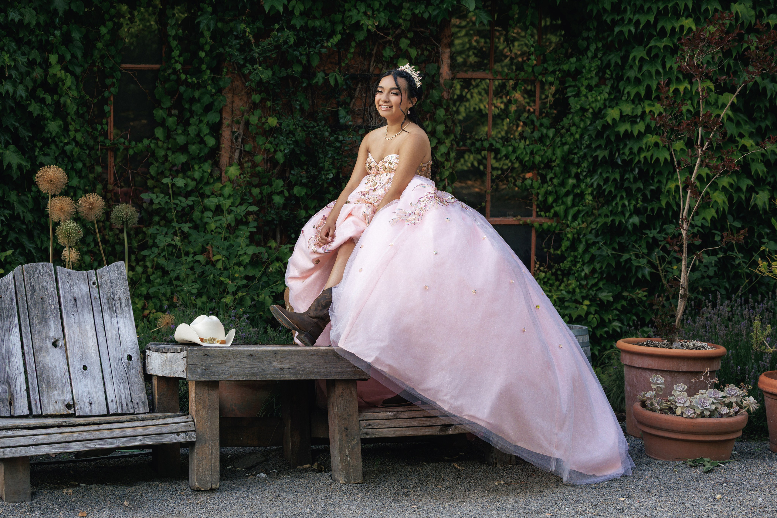 Kamila XV photoshoot. Hector Salazar Photography | Quinceanera, Wedding & Family Photographer in Oregon, and Washington