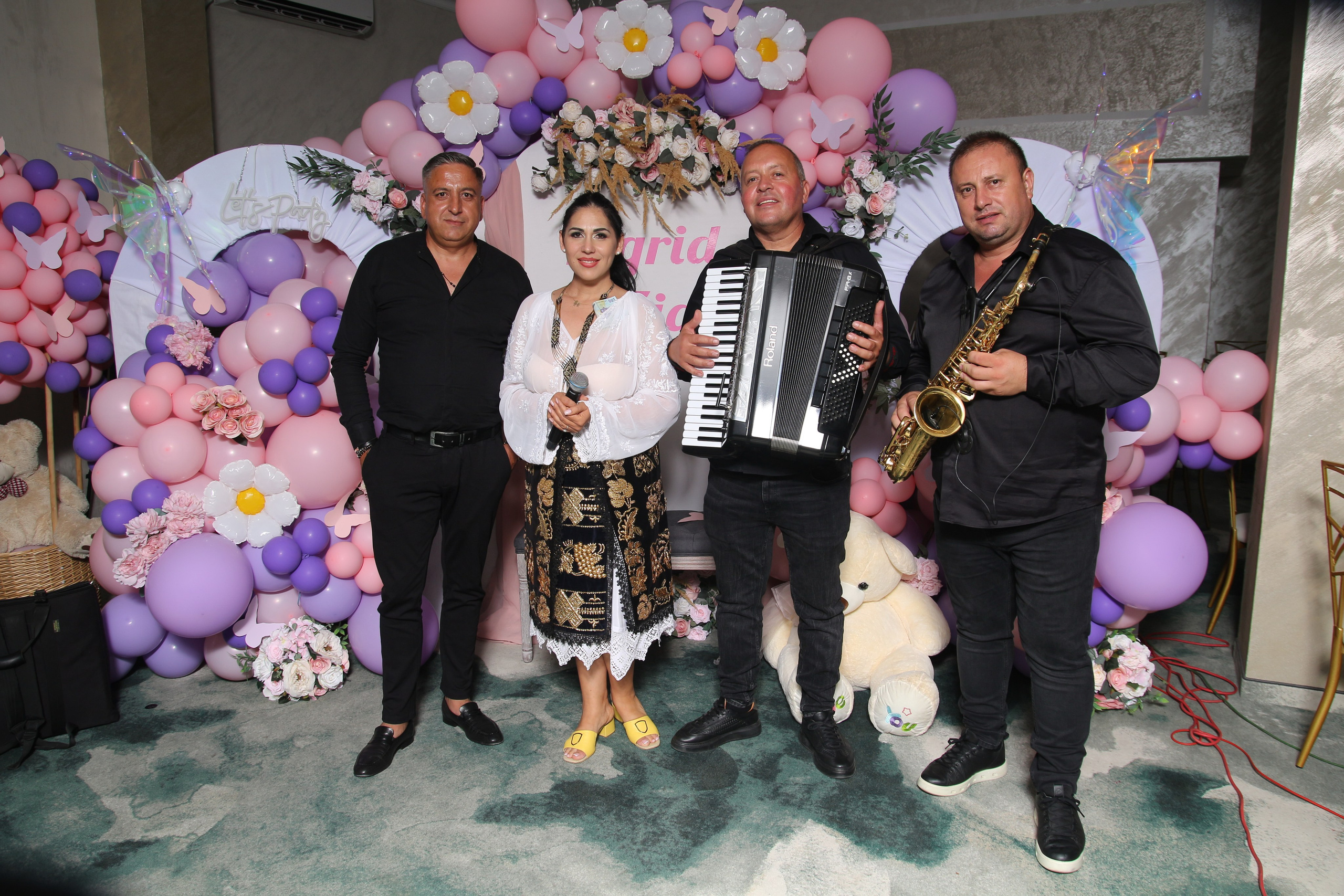 BYZO MEDIA. PETRU BYZO - family and children photographer in ROMANIA