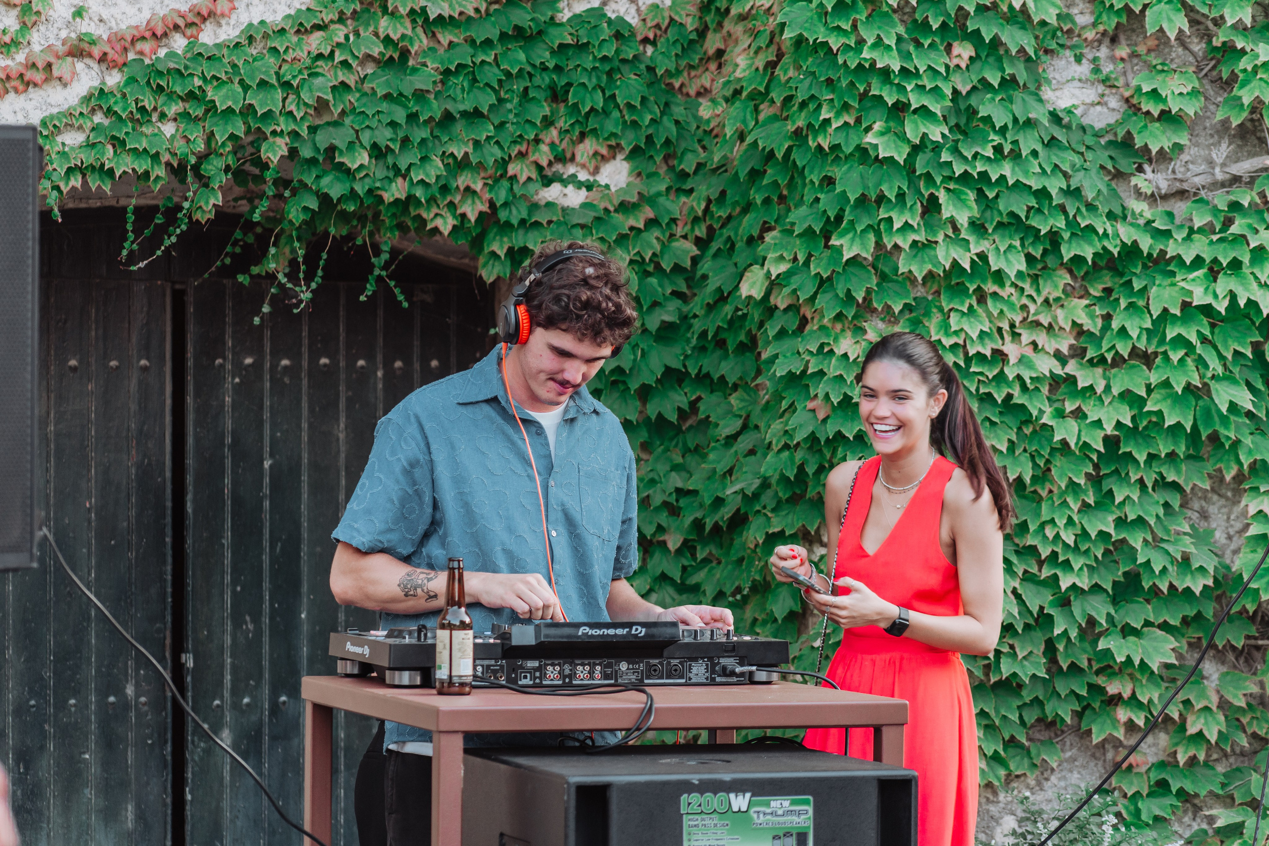 Reportage de fête au Château Prat de Cest. Professional Photographer in France | Poitiers, Tours & Châtellerault | Portrait, Family, Corporate & Wedding Photography