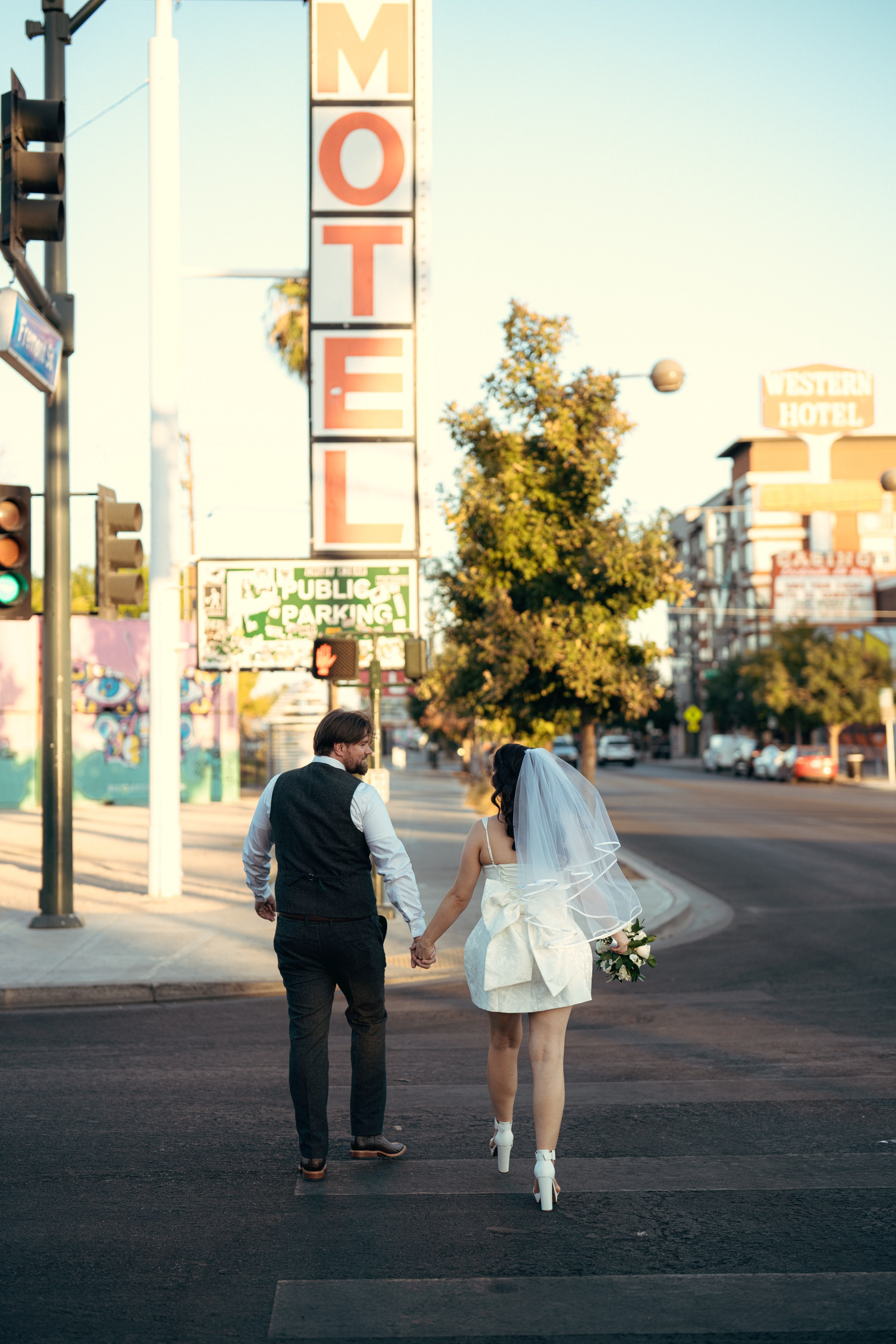 Maggie&Nathan. Wedding & elopement photographer Viktoriya Kravtsov. Las Vegas