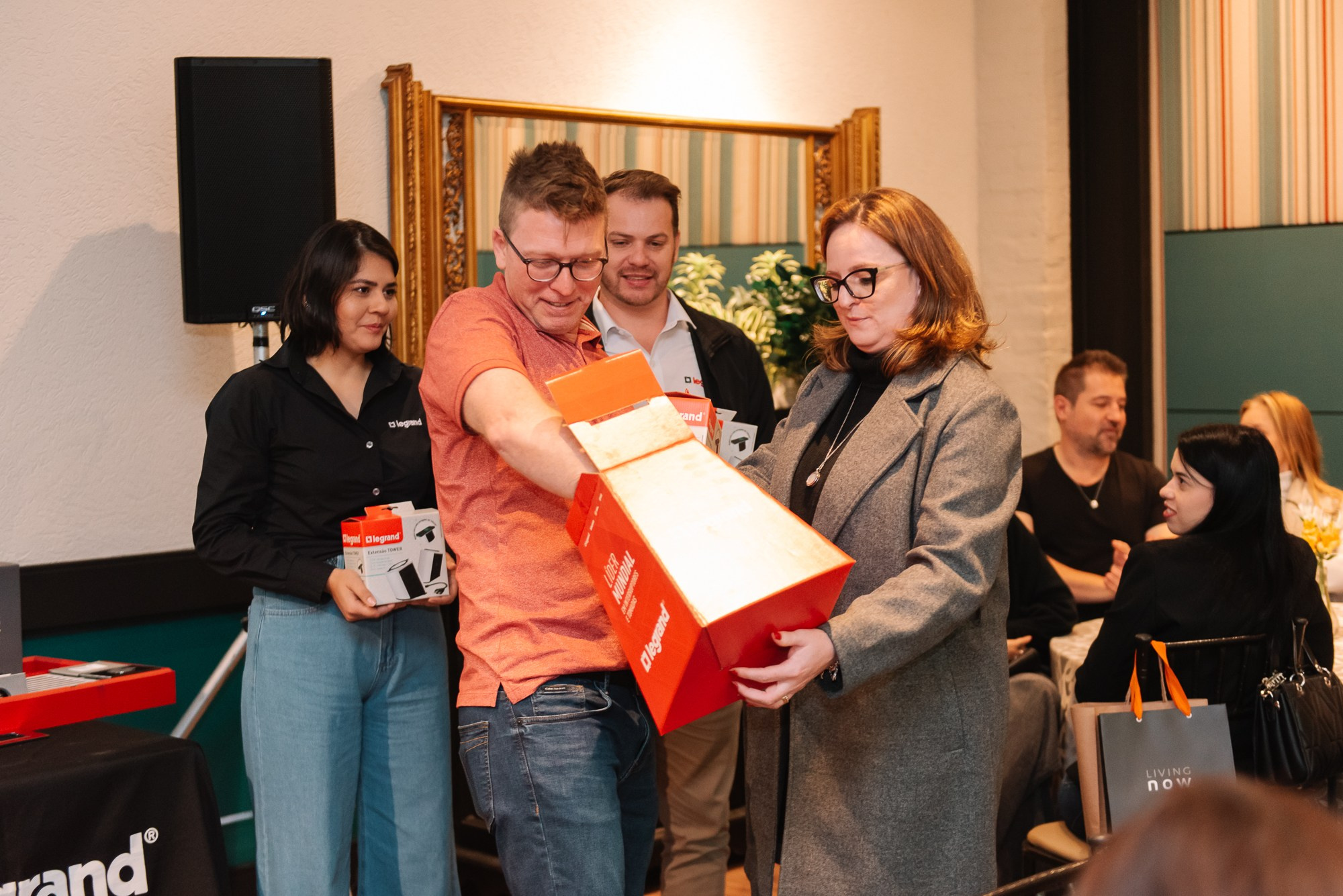 Café + Conteúdo | Casa Pinezi. 78 Imagens