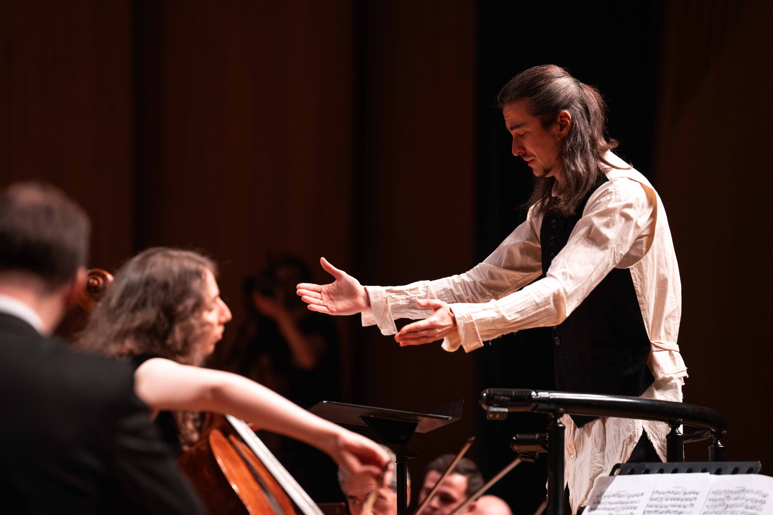The Tchaikovsky Academic Grand Symphony Orchestra in Baku. Wedding&Event photographer Ismail Rzayev in Baku
