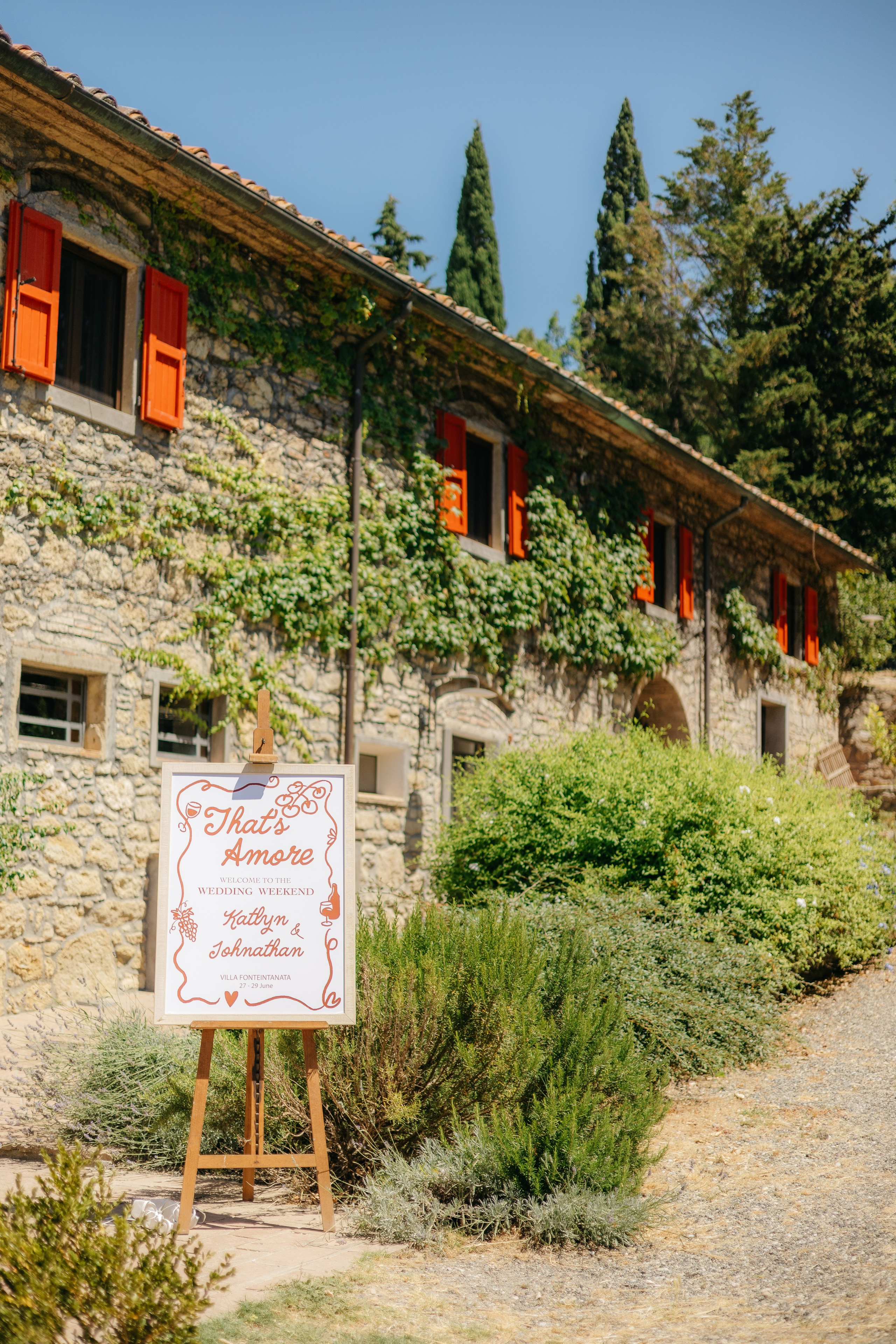Wedding in Tuscany. Sara Luca Wedding Photographer in Italy and Europe