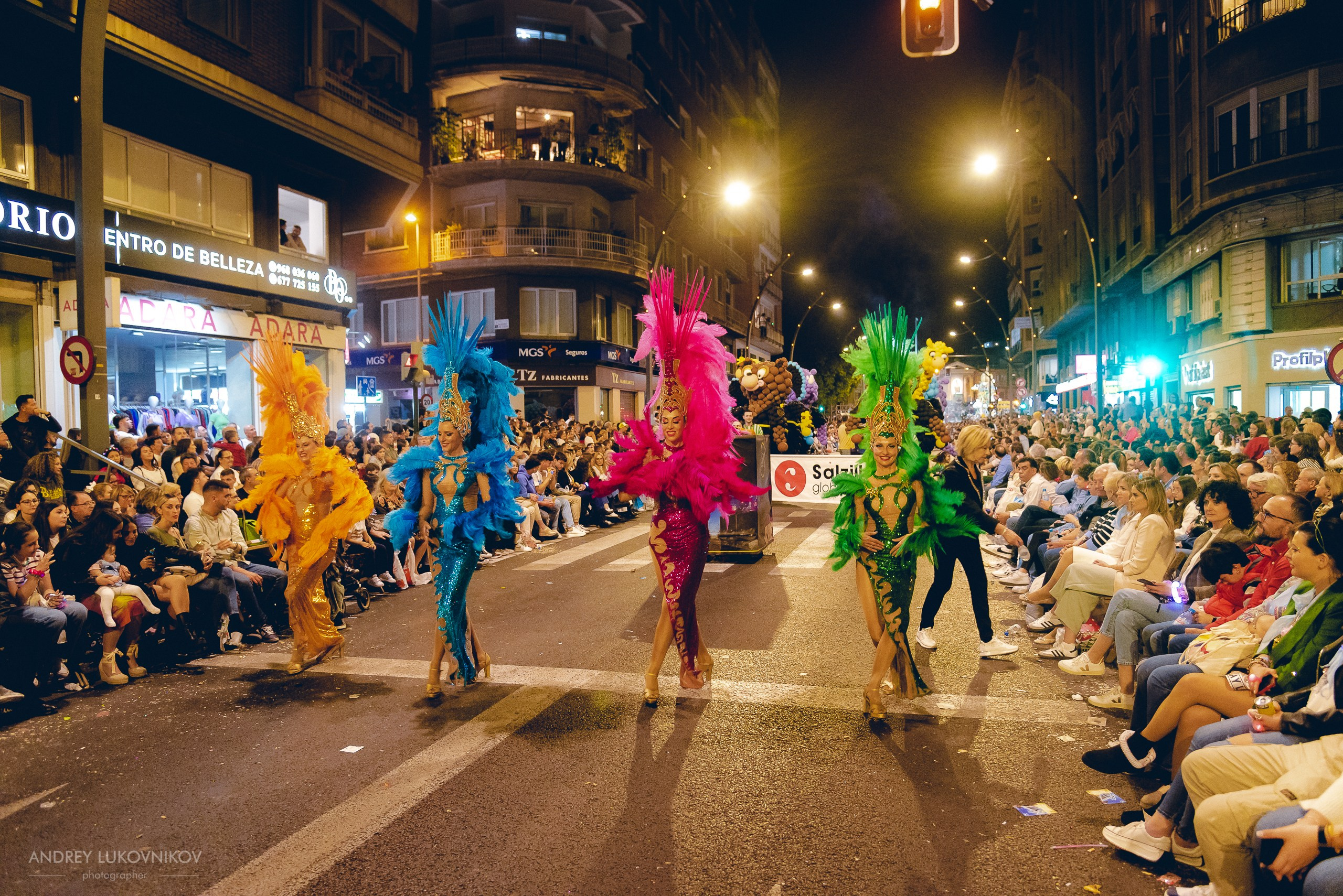 Photo report from the night carnival in Murcia | Reportage photographer Andrey Lukovnikov