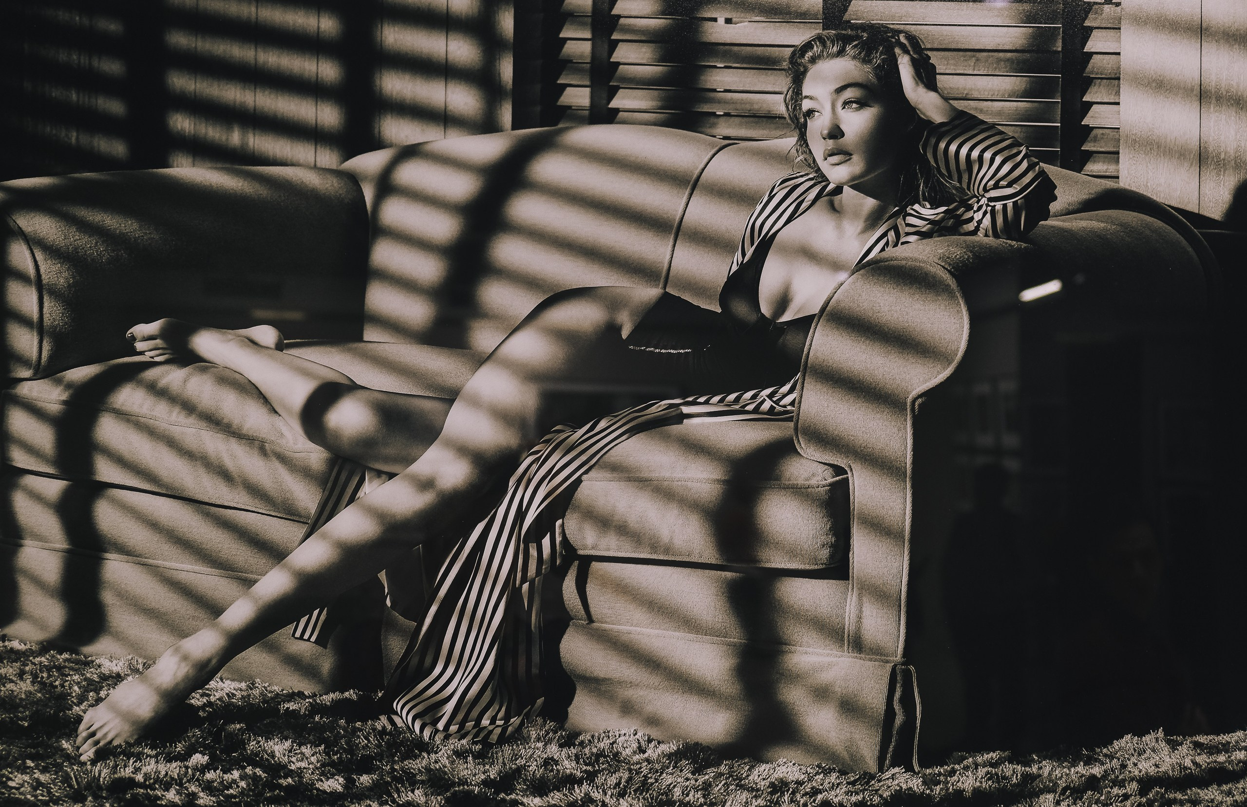 “Dreaming”, the 2019 Pirelli Calendar shot by Albert Watson