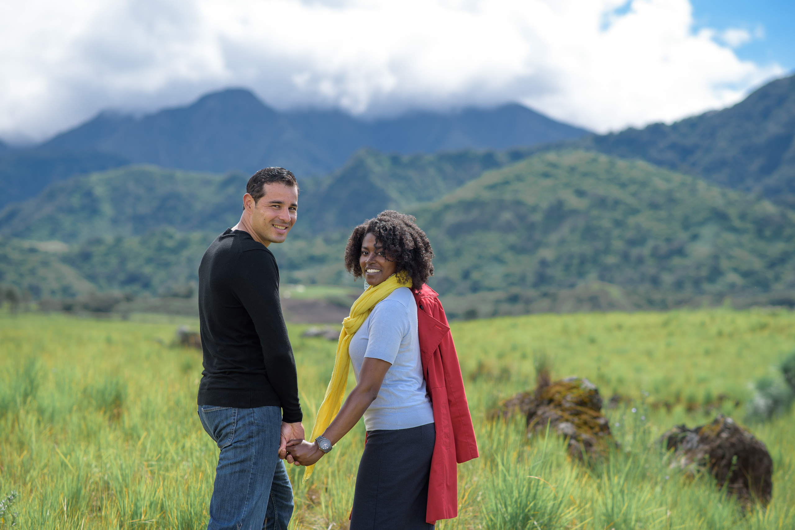 Love story en las faldas de volcán Barú. Fotógrafo familiar, retratos. Panamá, Chiriqui. Ruslán Rusakóv