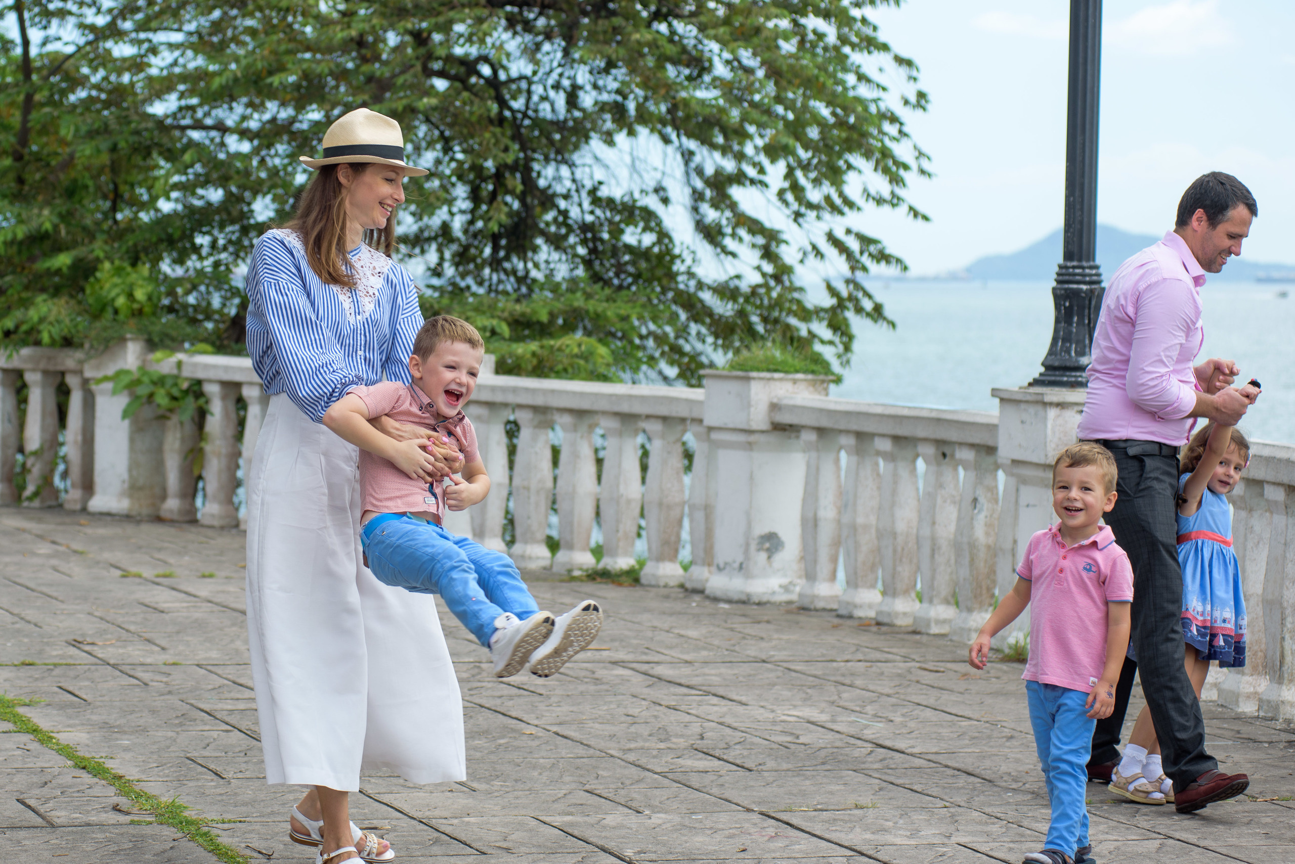 Marina & Makson. Fotógrafo familiar, retratos. Panamá, Chiriqui. Ruslán Rusakóv