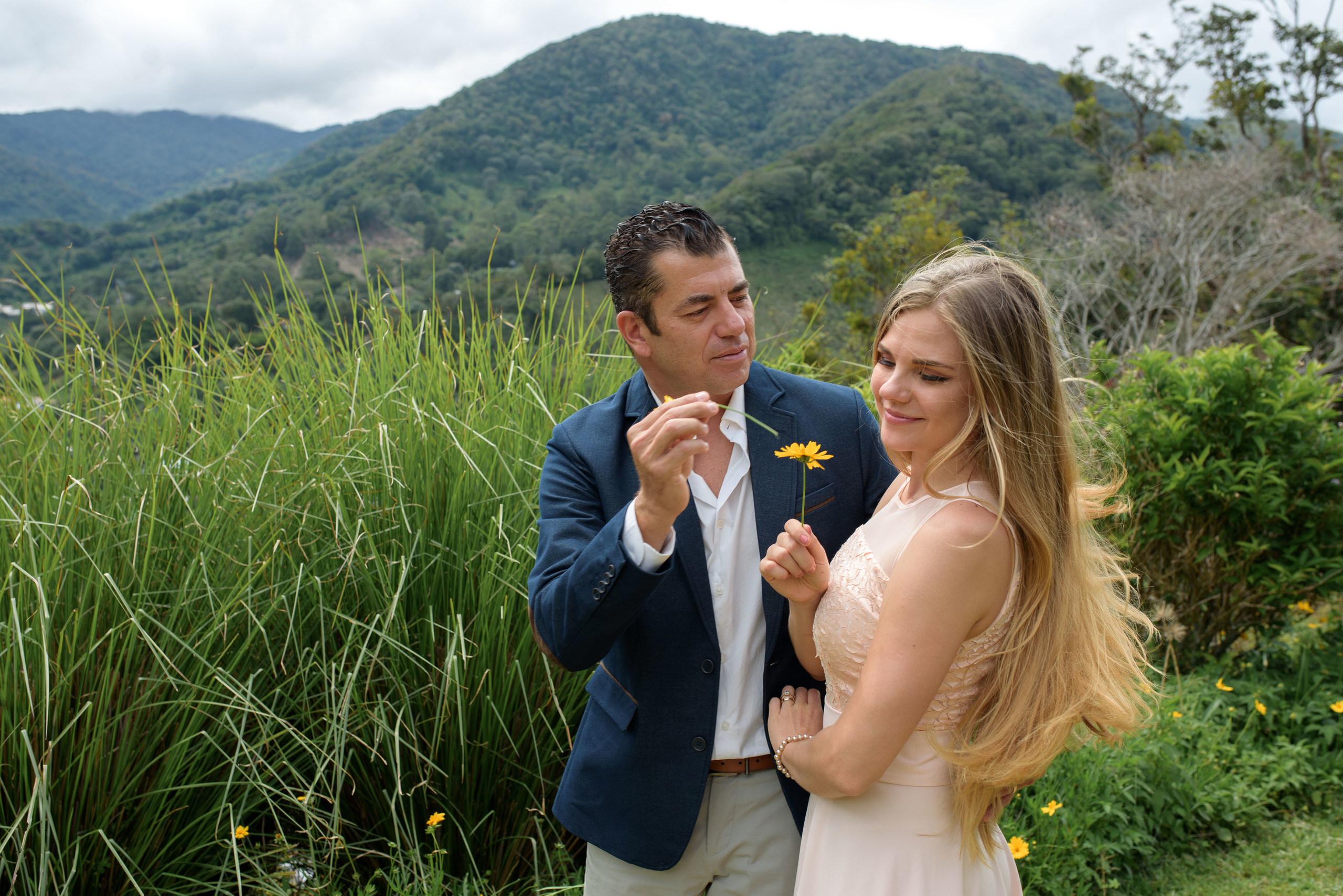 Love story Marco y Anna. Fotógrafo familiar, retratos. Panamá, Chiriqui. Ruslán Rusakóv