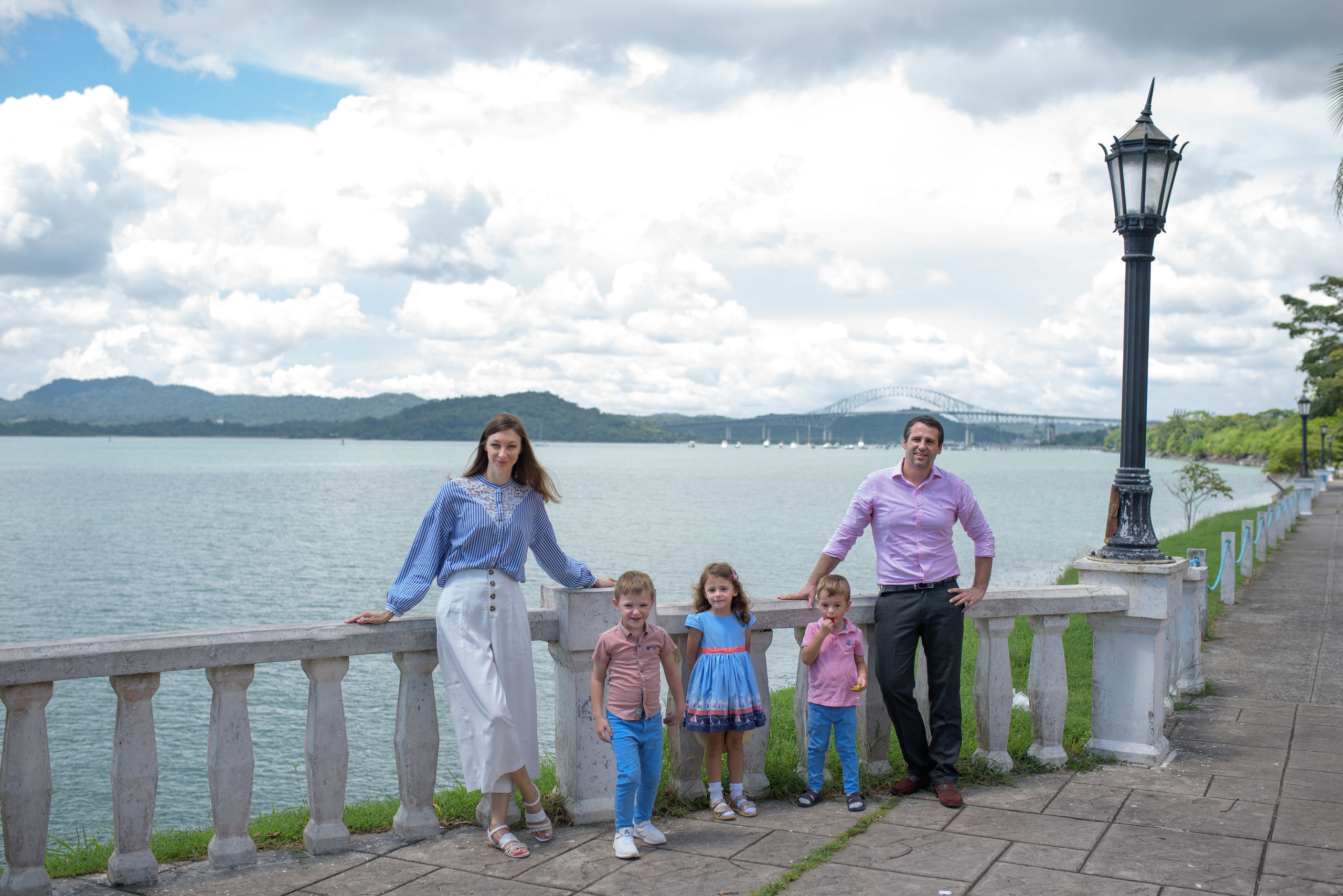 Marina & Makson. Fotógrafo familiar, retratos. Panamá, Chiriqui. Ruslán Rusakóv