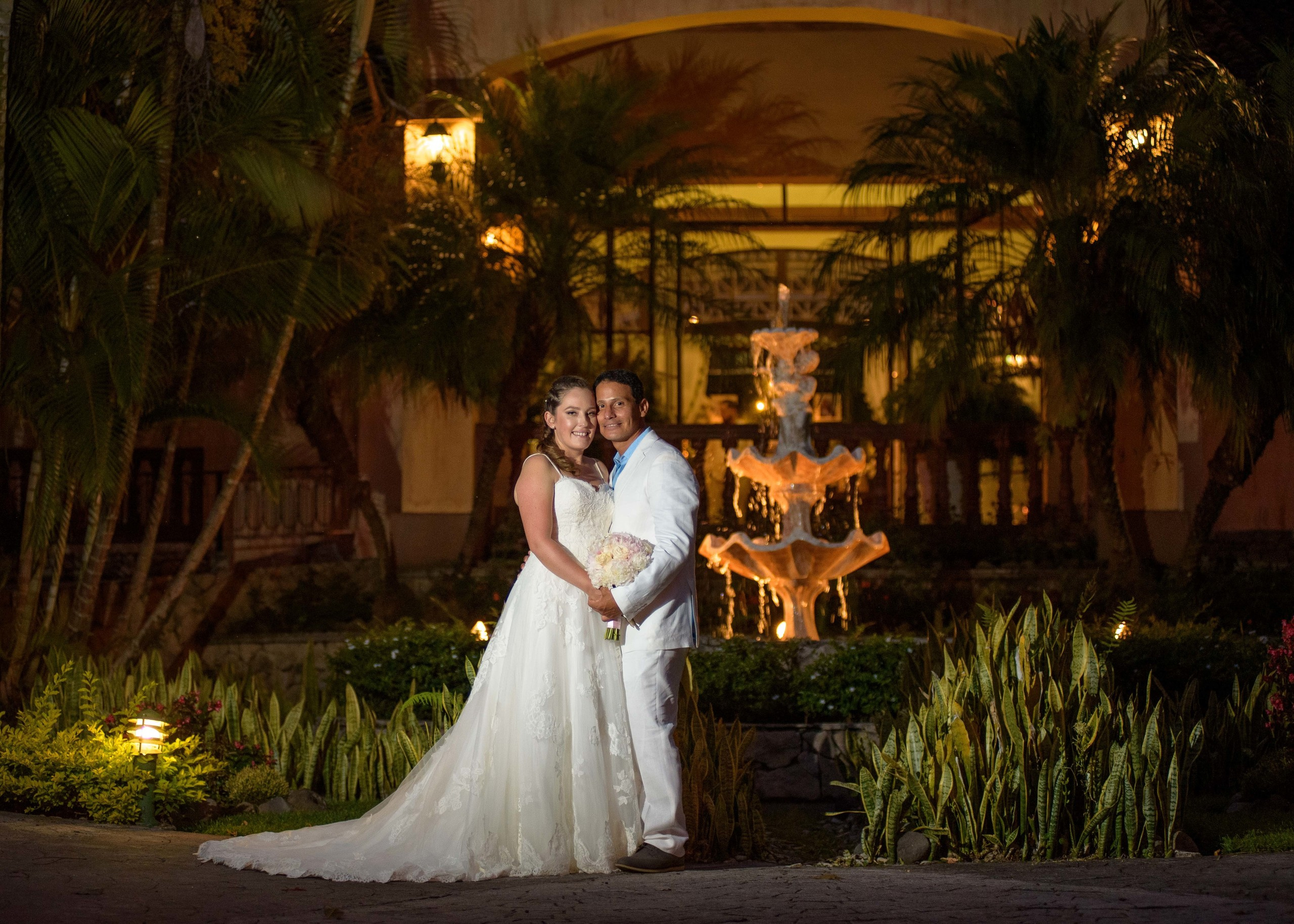 Belen & Jaime. Fotógrafo familiar, retratos. Panamá, Chiriqui. Ruslán Rusakóv