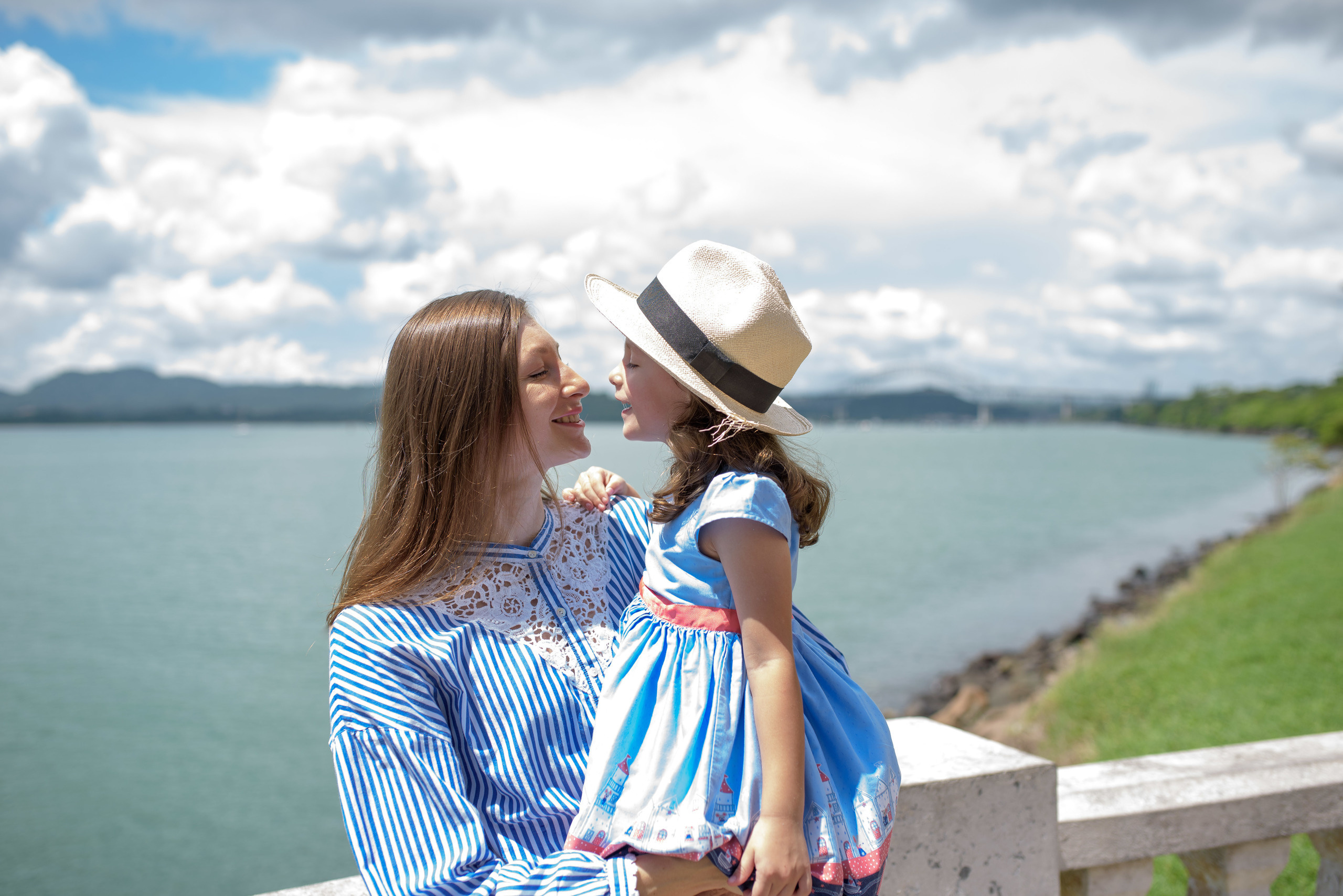 Marina & Makson. Fotógrafo familiar, retratos. Panamá, Chiriqui. Ruslán Rusakóv
