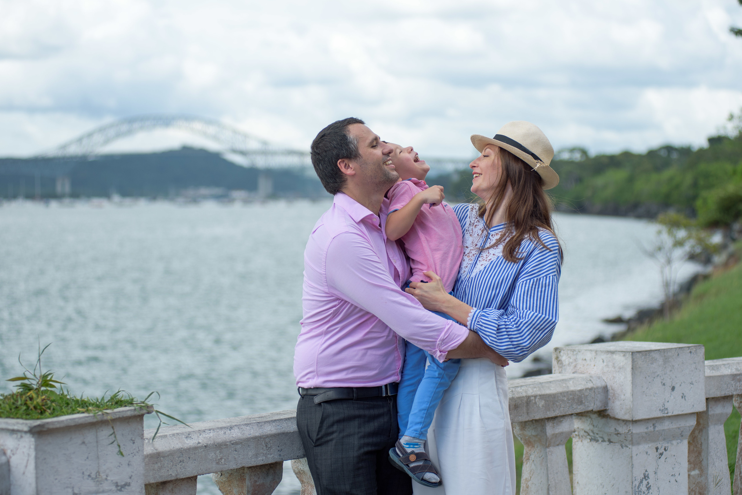 Marina & Makson. Fotógrafo familiar, retratos. Panamá, Chiriqui. Ruslán Rusakóv