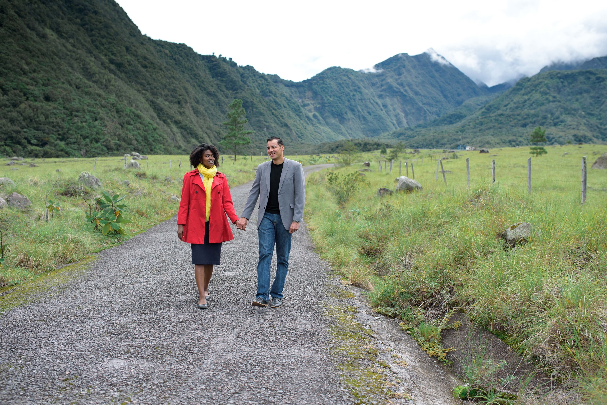 Love story en las faldas de volcán Barú. Fotógrafo familiar, retratos. Panamá, Chiriqui. Ruslán Rusakóv