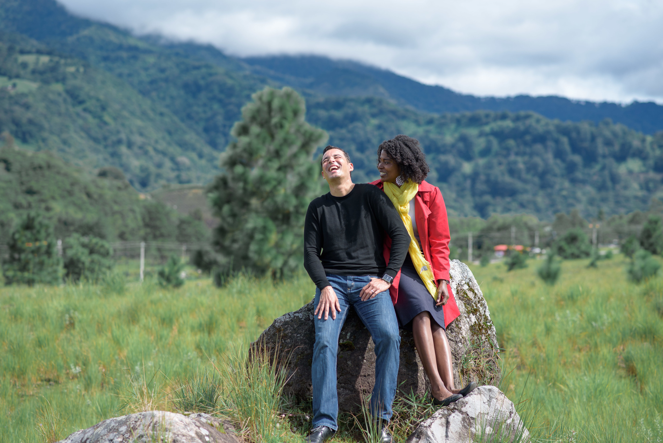 Love story en las faldas de volcán Barú. Fotógrafo familiar, retratos. Panamá, Chiriqui. Ruslán Rusakóv