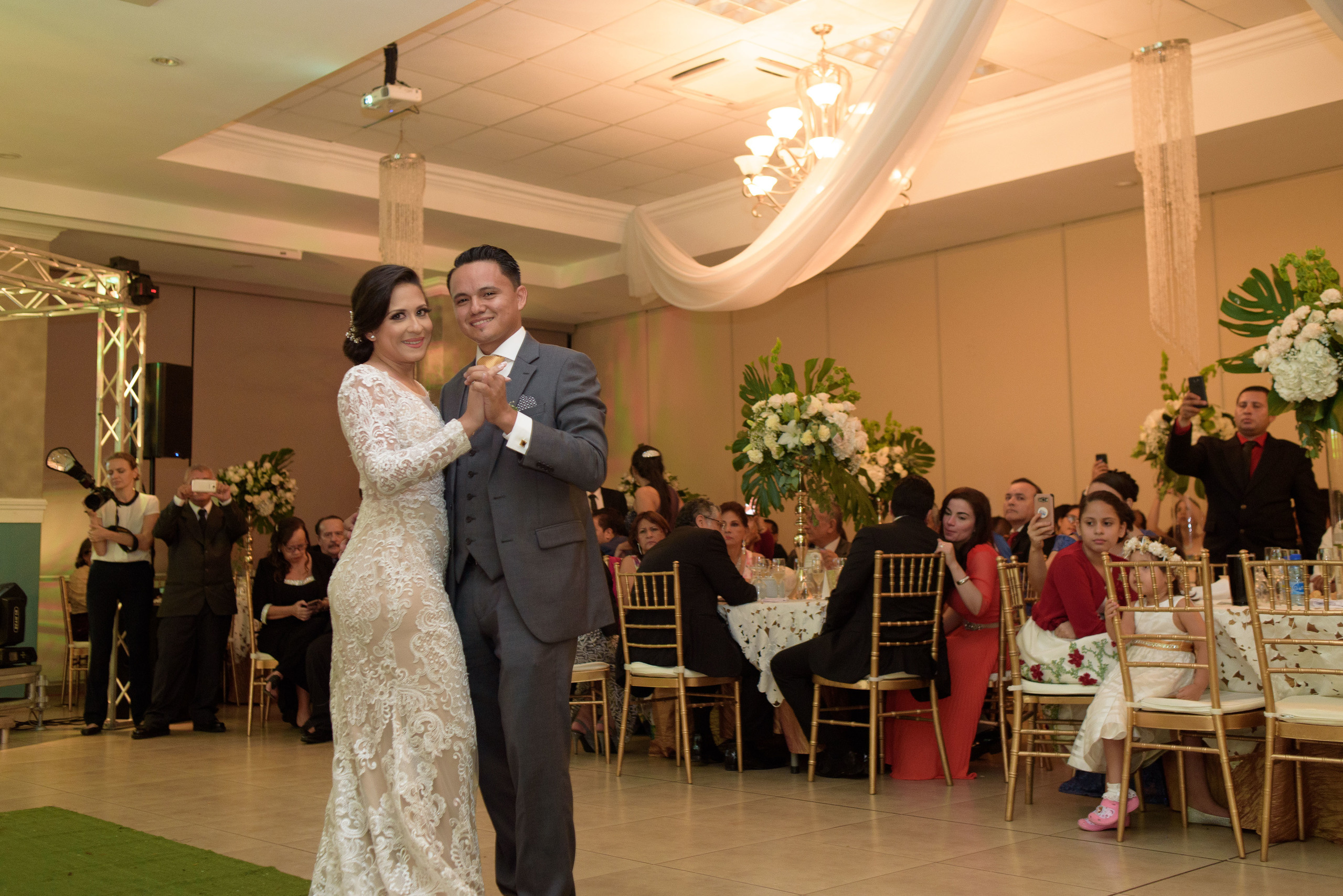Jetzy & Leander. Fotógrafo familiar, retratos. Panamá, Chiriqui. Ruslán Rusakóv